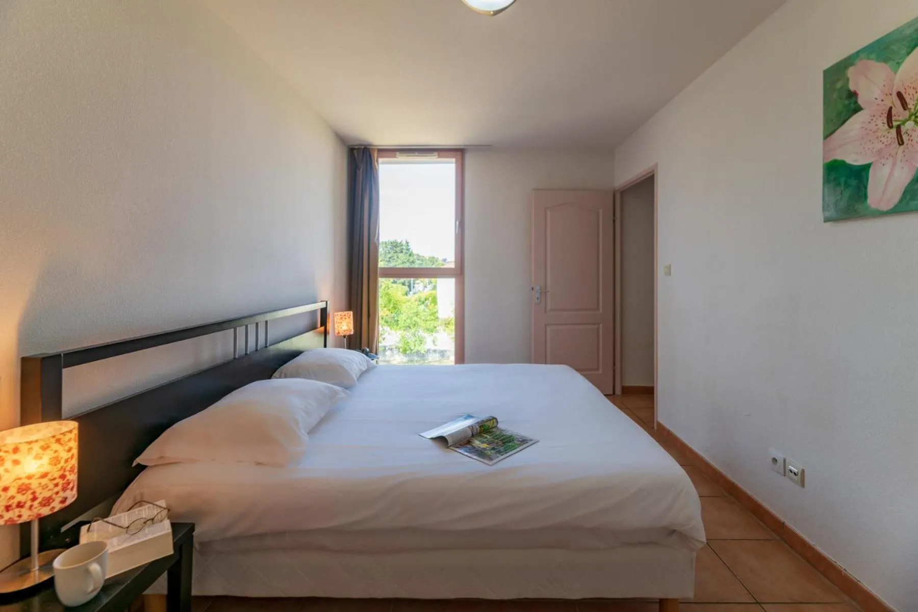 Bed in Cerise Carcassonne Sud