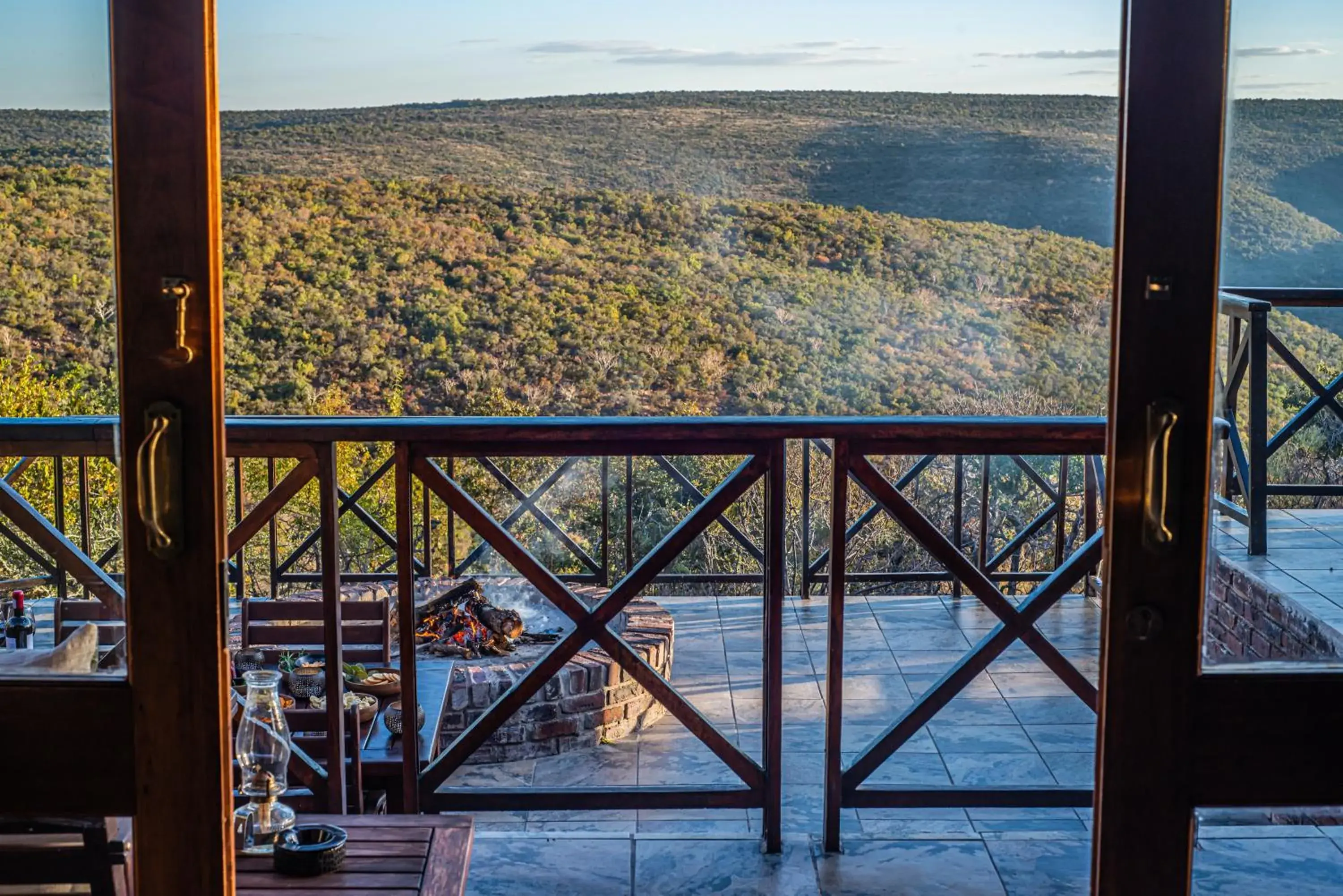 Three-Bedroom Villa with Private Pool - 1 in Dinkweng Safari Lodge Three-Bedroom Villa with Private Pool - 1 in Dinkweng Safari Lodge