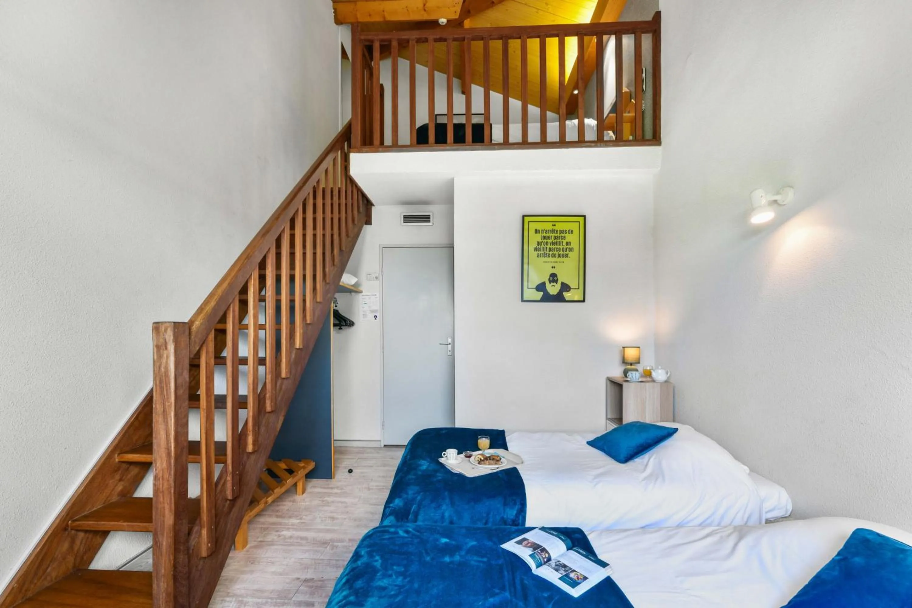 Bed in Logis Hôtel & Restaurant Ludik