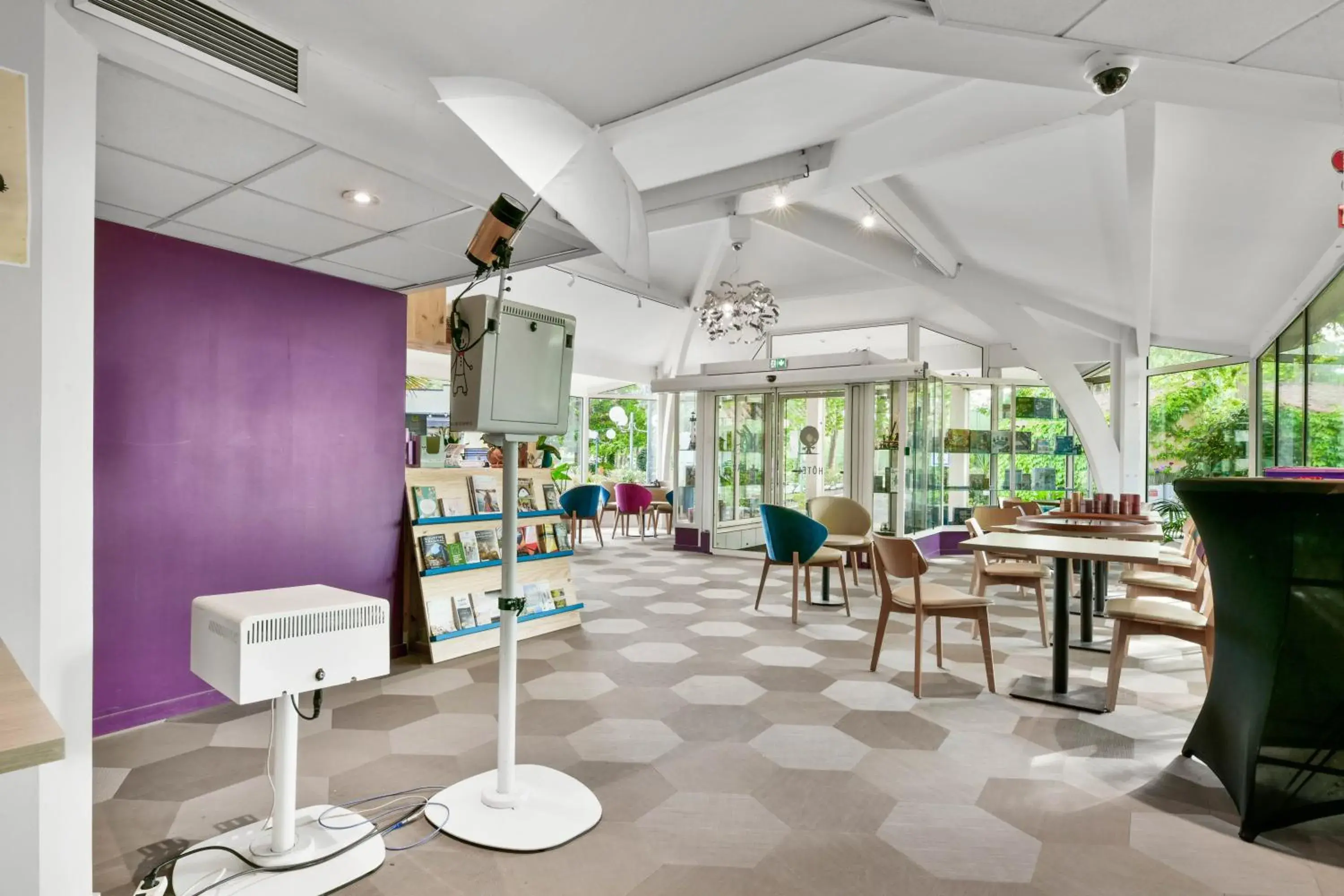 Property building in Logis Hôtel & Restaurant Ludik Property building in Logis Hôtel & Restaurant Ludik