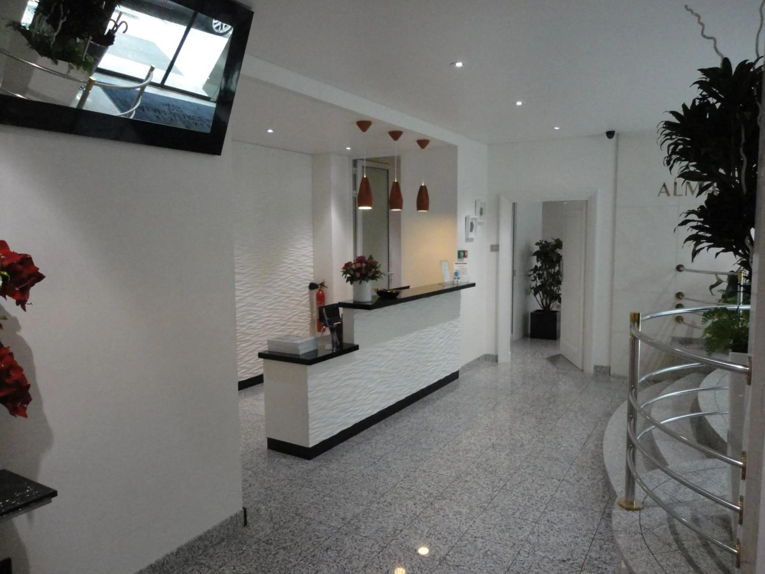 Lobby or reception in Résidence Alma Marceau