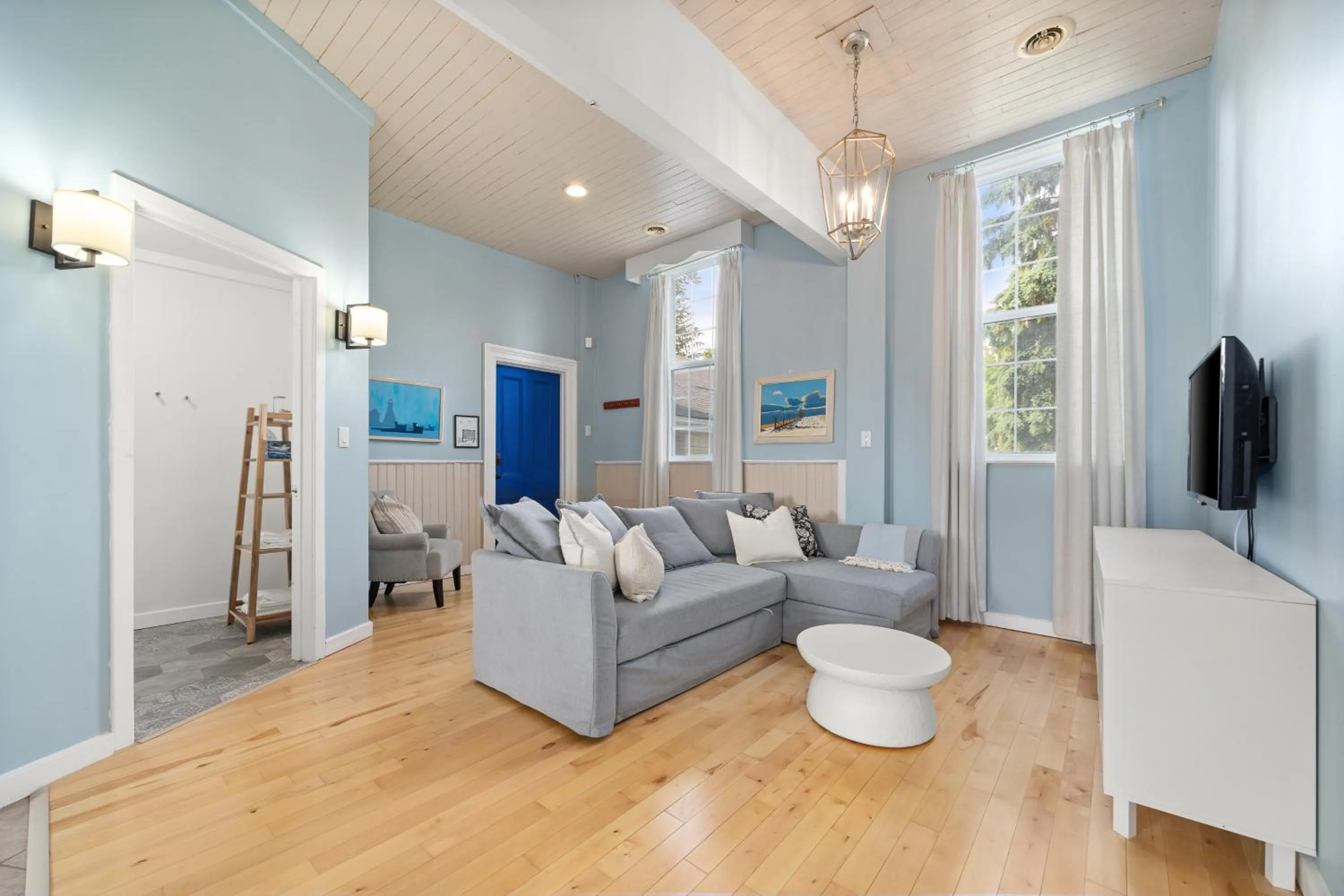 Deluxe Queen Suite in The Bloomfield Inn