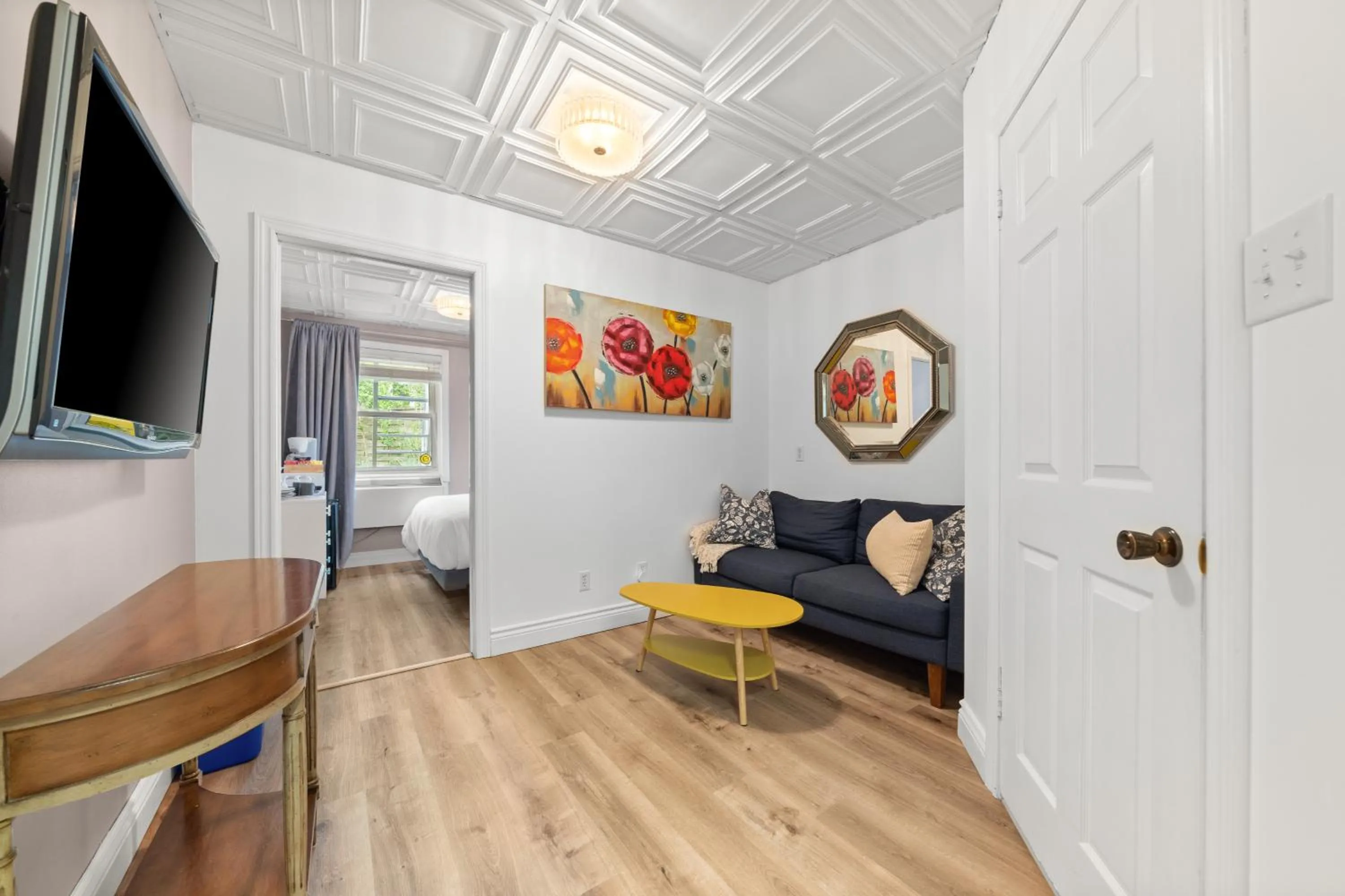 Queen Suite in The Bloomfield Inn