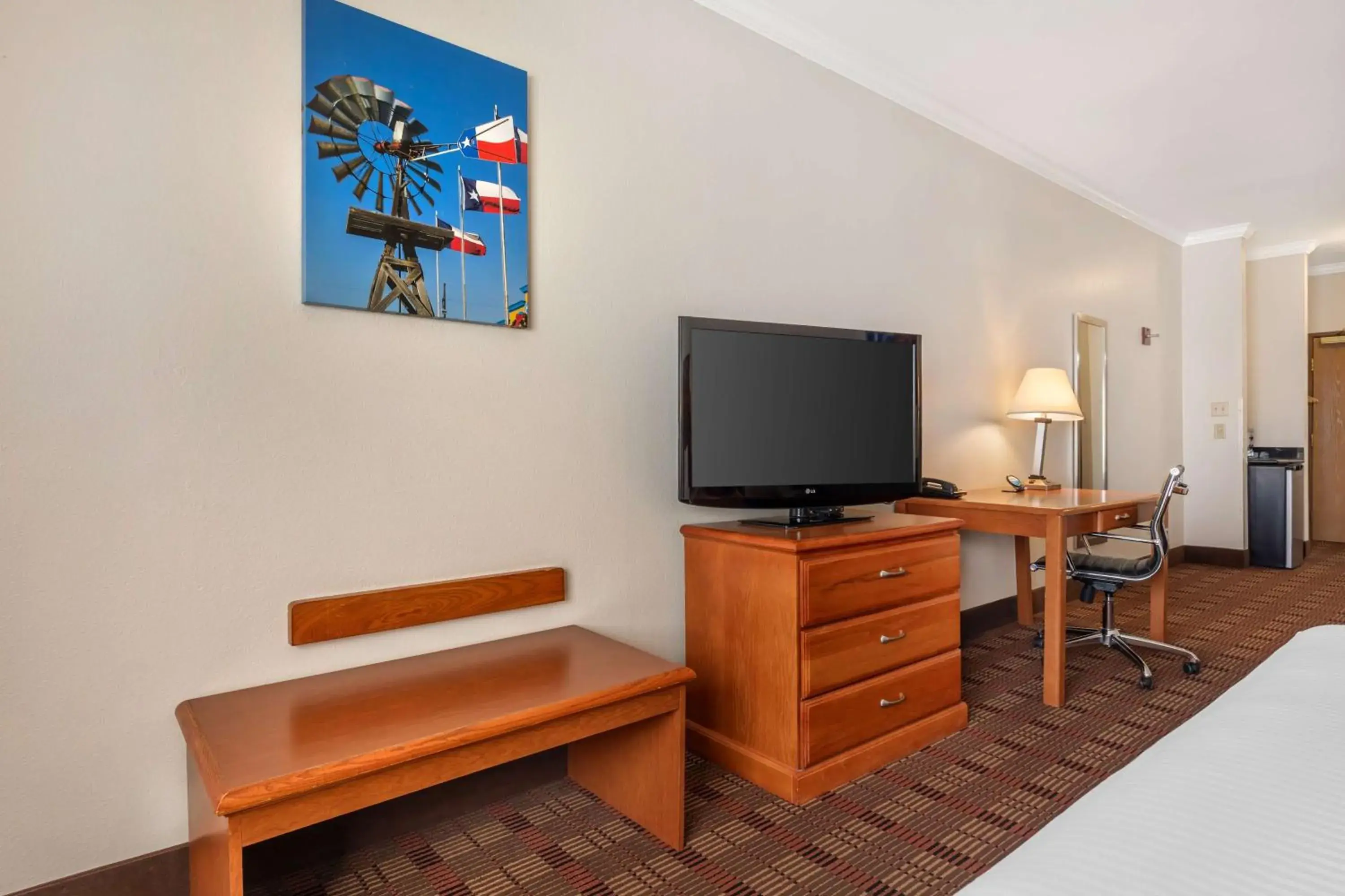 Bedroom, Bed in Best Western Club House Inn & Suites Bedroom, Bed in Best Western Club House Inn & Suites