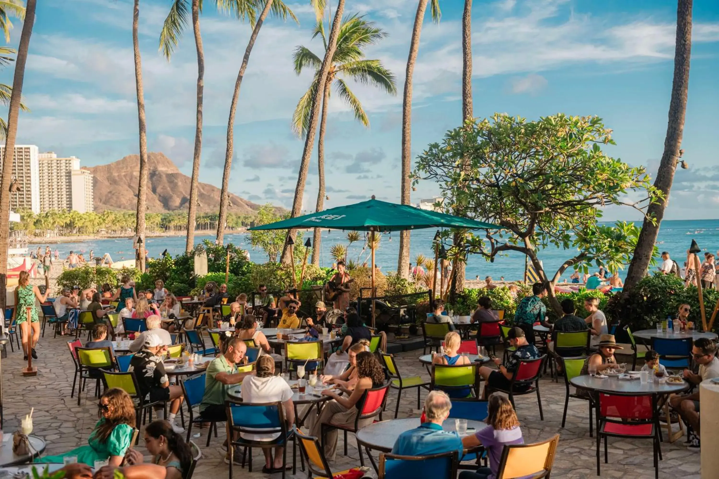 Restaurant/places to eat in OUTRIGGER Waikiki Beach Resort Restaurant/places to eat in OUTRIGGER Waikiki Beach Resort