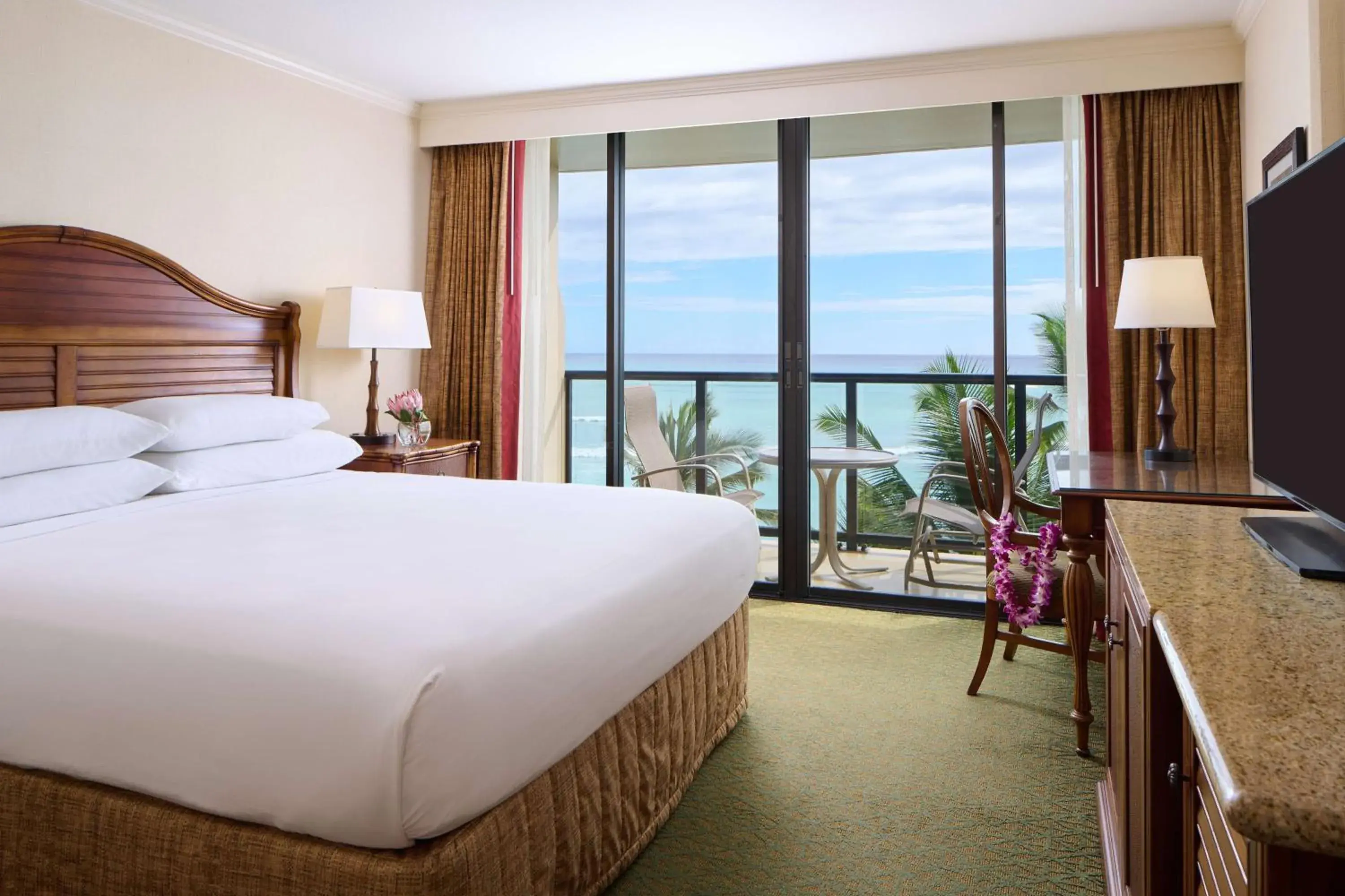 Club Ocean Front 2 Bedroom 2 Kings in OUTRIGGER Waikiki Beach Resort Club Ocean Front 2 Bedroom 2 Kings in OUTRIGGER Waikiki Beach Resort