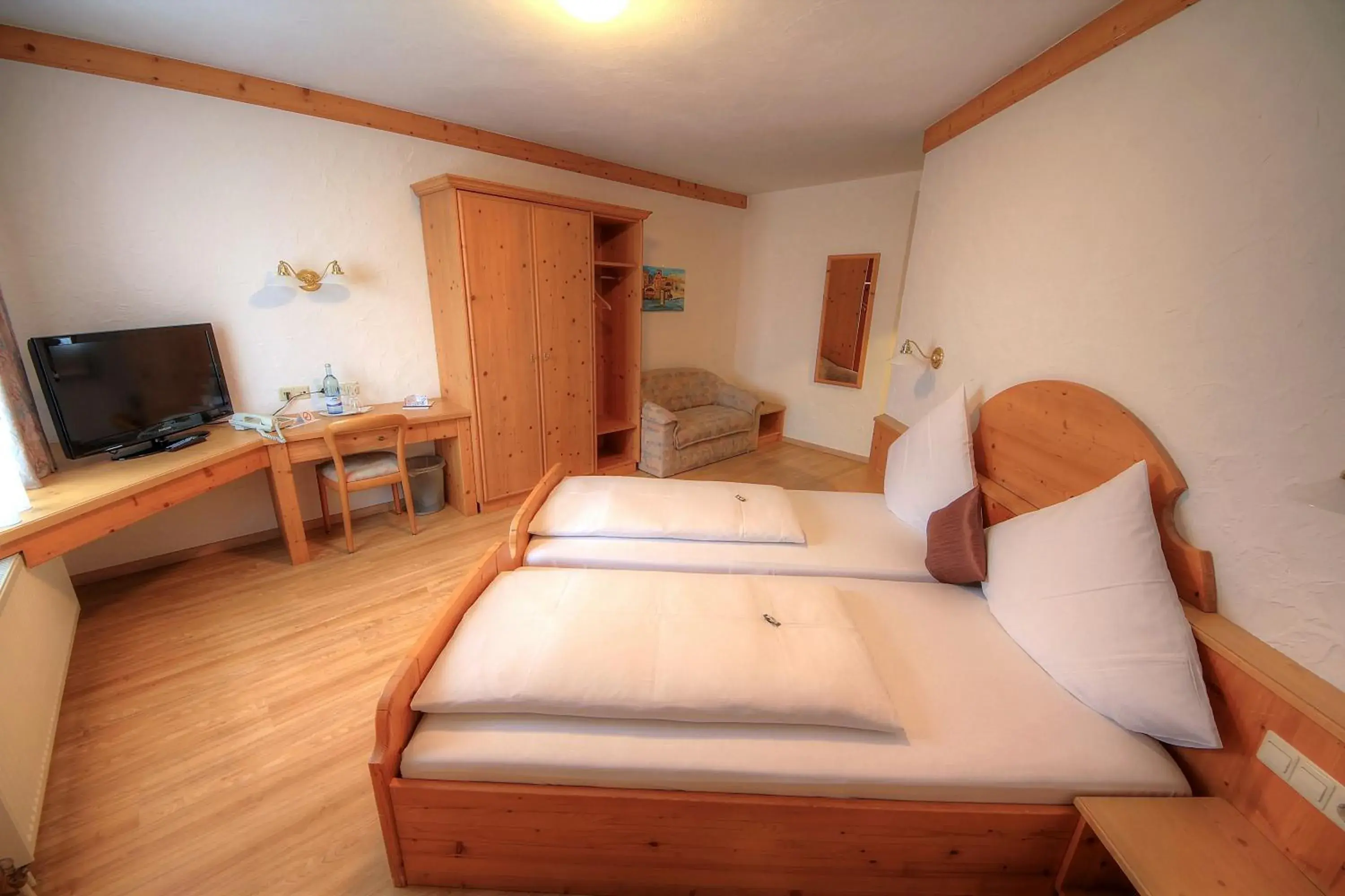Double Room - single occupancy in Hotel Kuchalber Hof Double Room - single occupancy in Hotel Kuchalber Hof