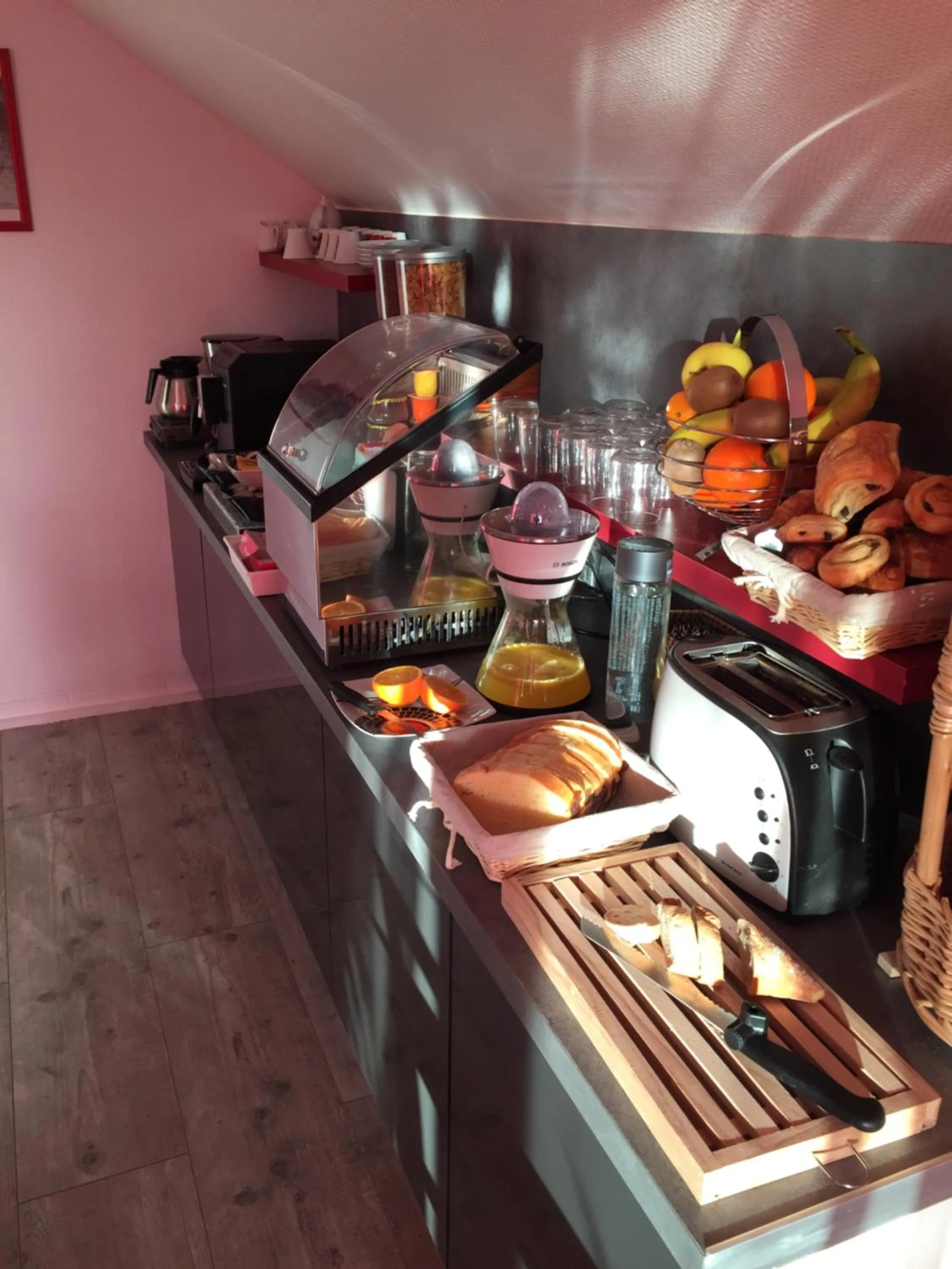 Buffet breakfast in Villa Hotel