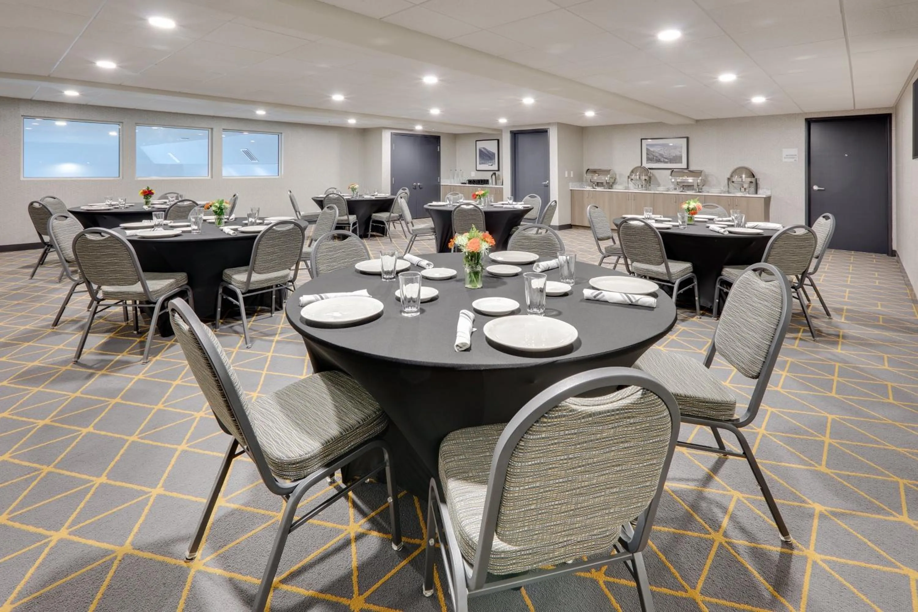 Meeting/conference room in Holiday Inn Twin Falls by IHG