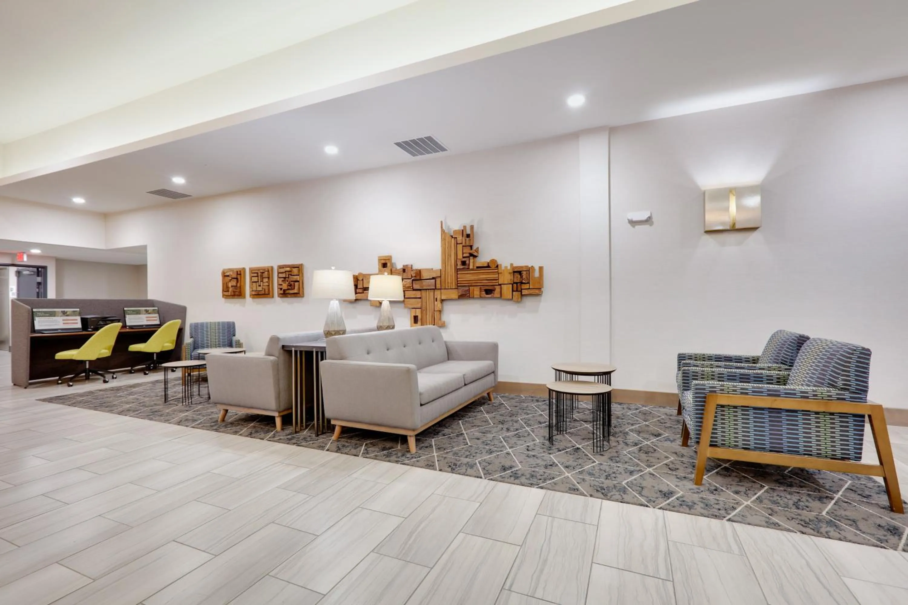 Property building in Holiday Inn Twin Falls by IHG