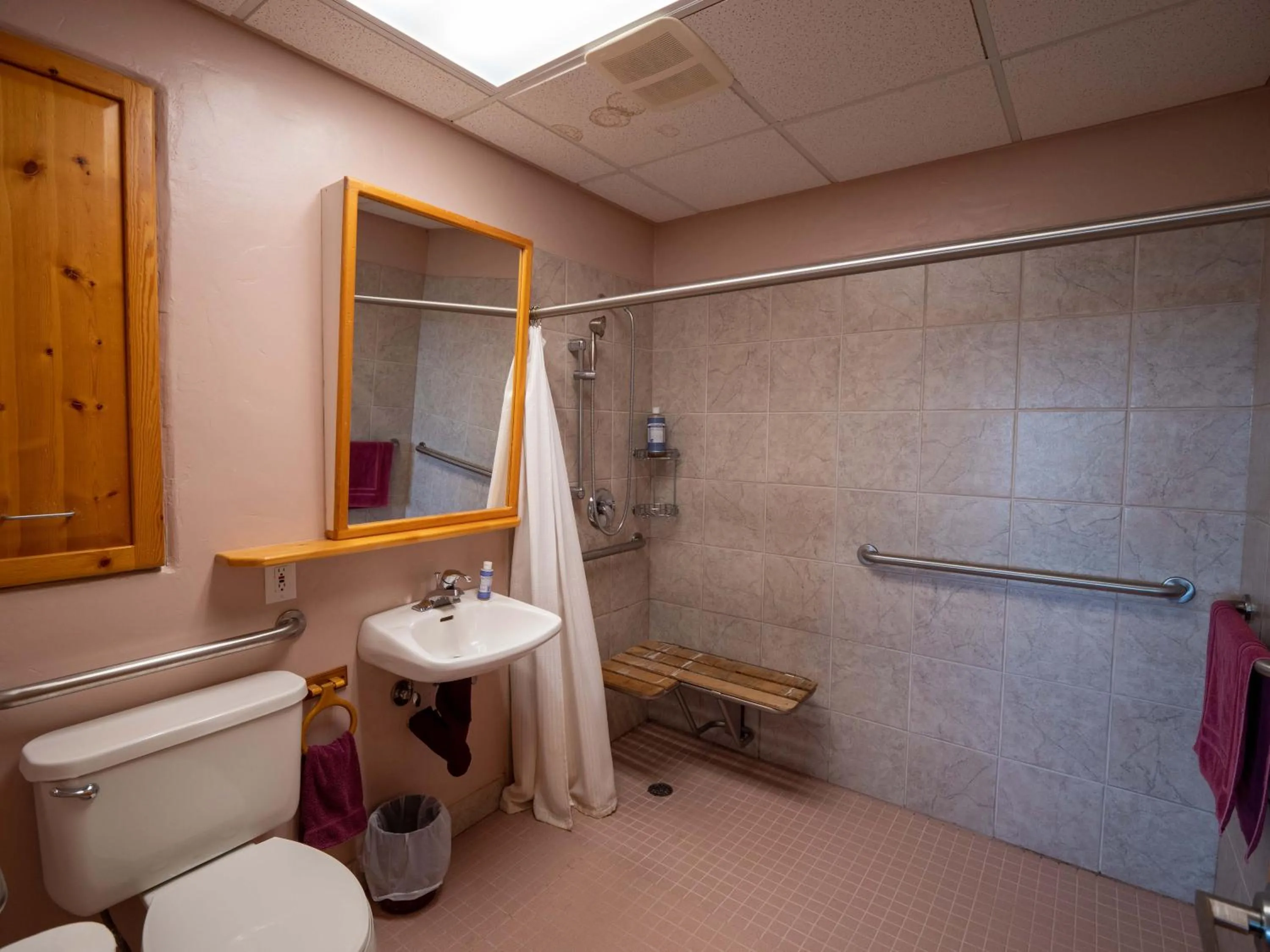 Bathroom in Good Karma Inn