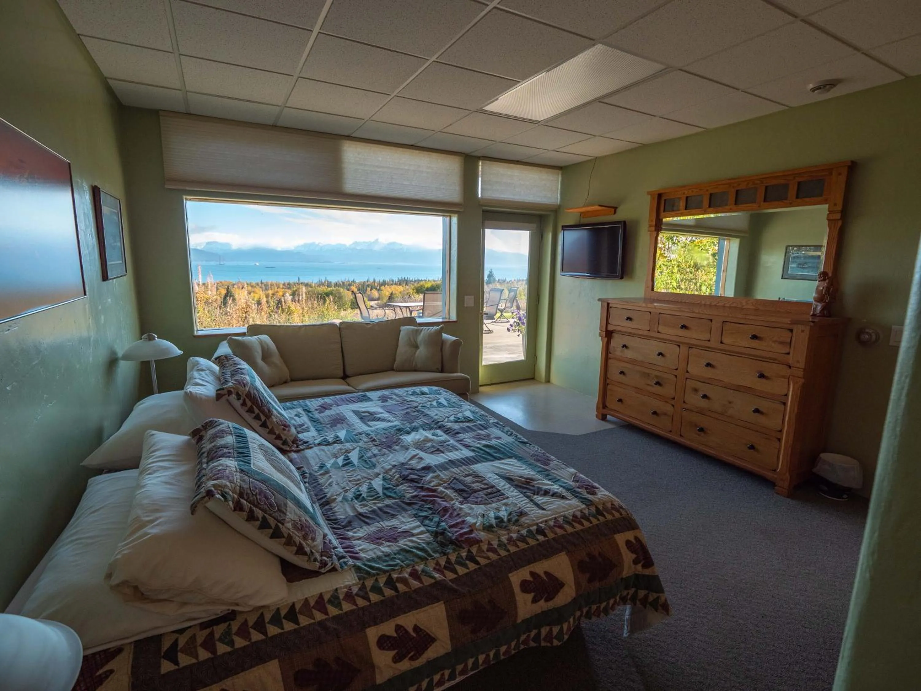 Bed in Good Karma Inn