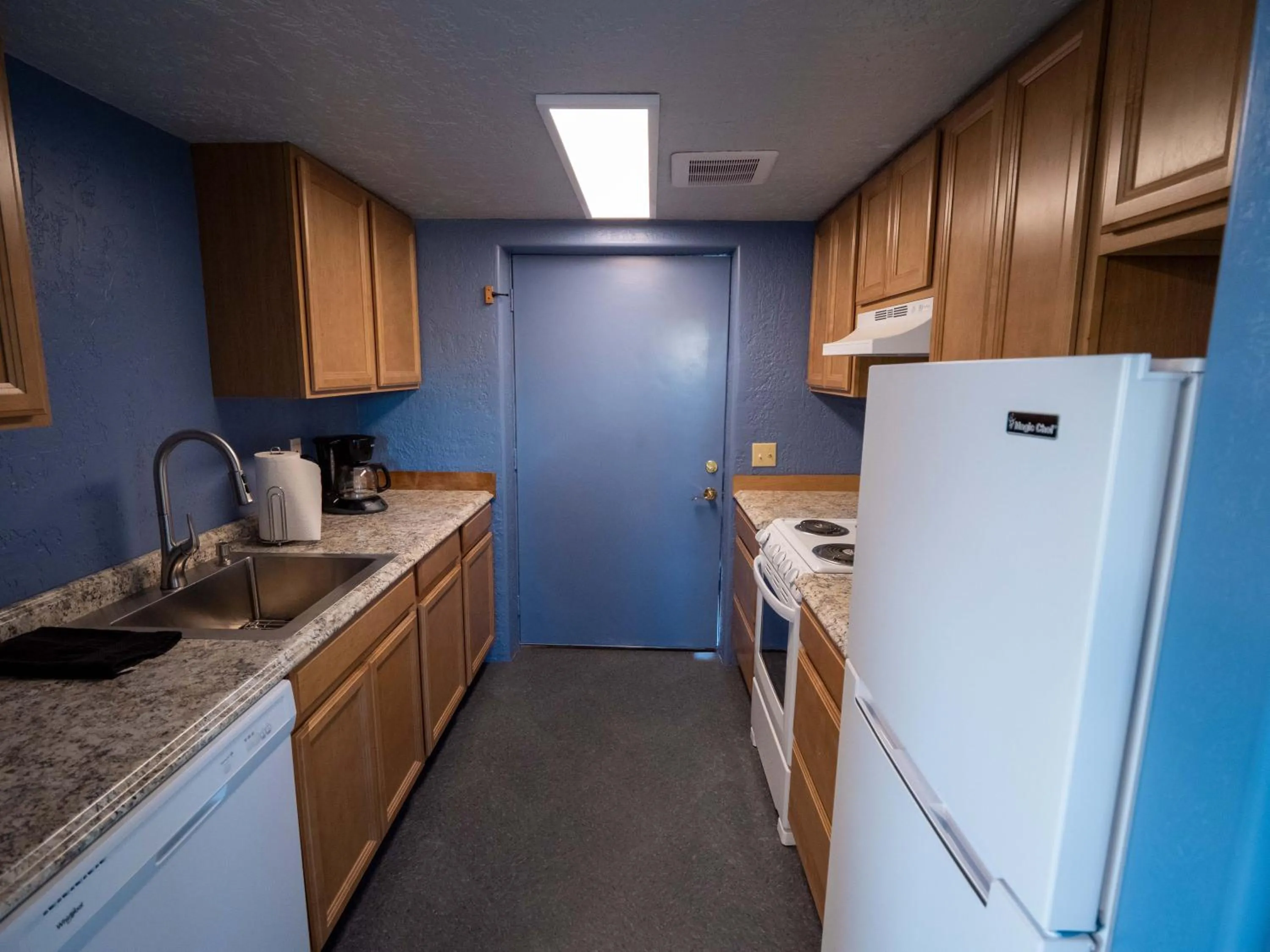 kitchen in Good Karma Inn