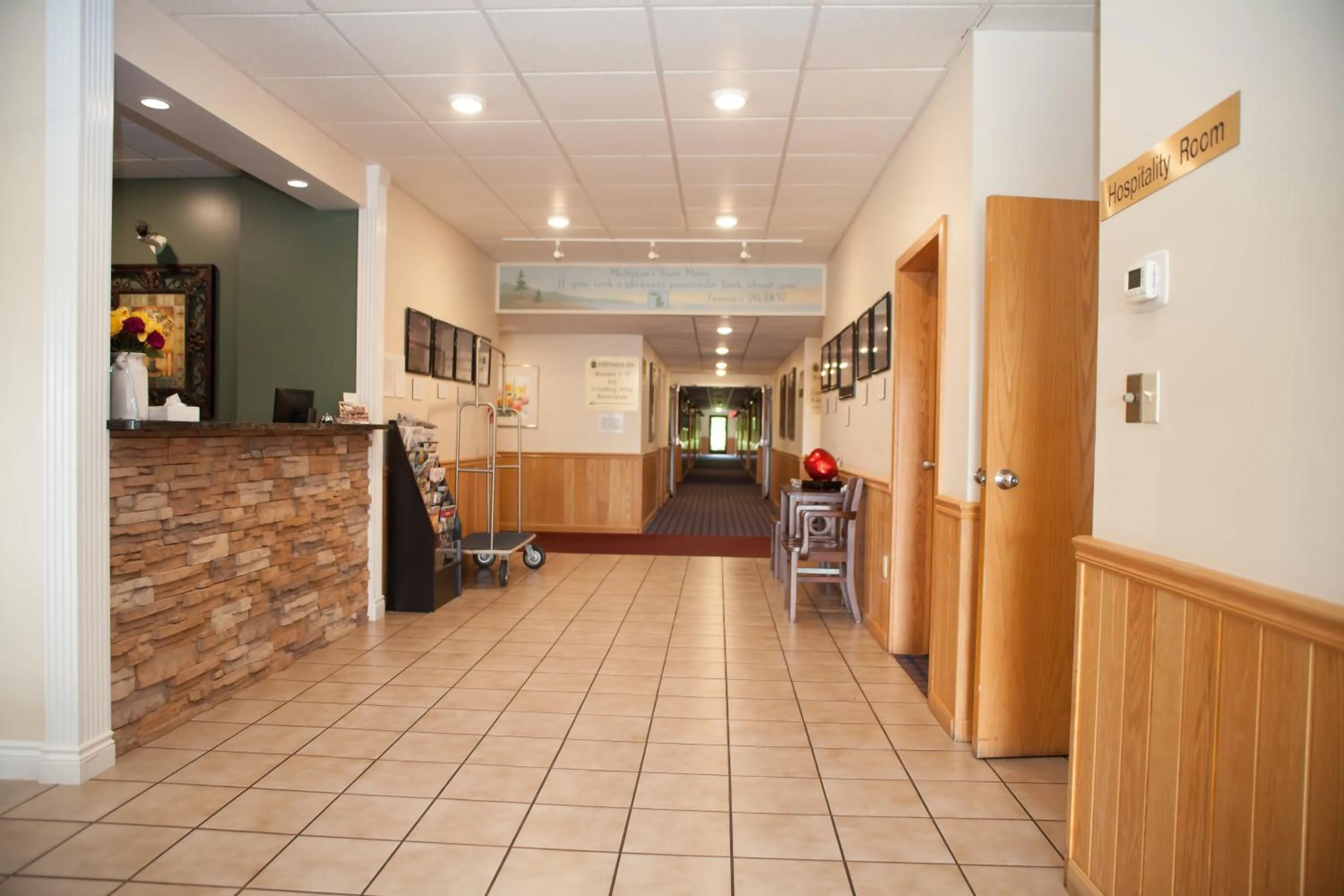 Facade/entrance in Harrington Inn