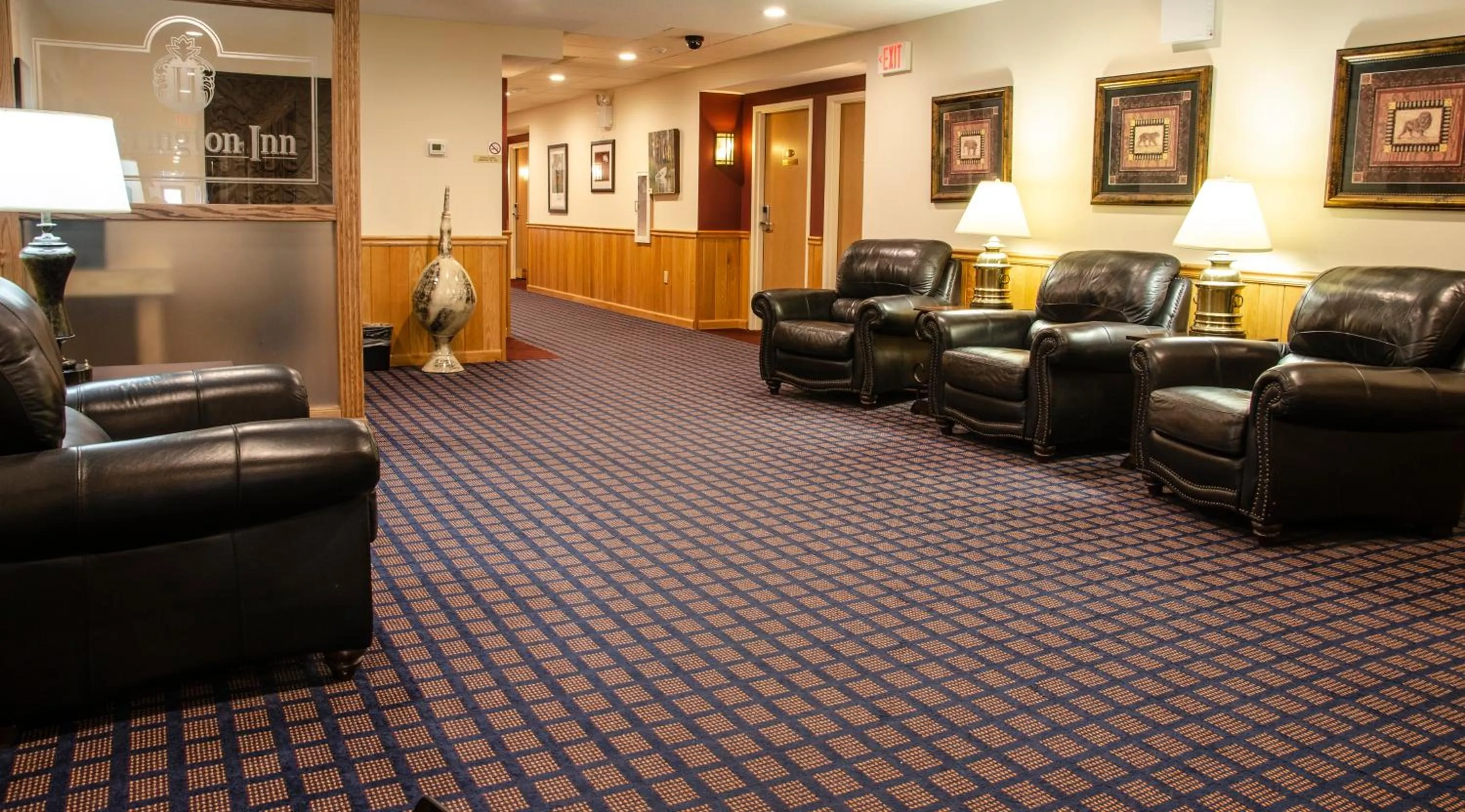 Seating area in Harrington Inn