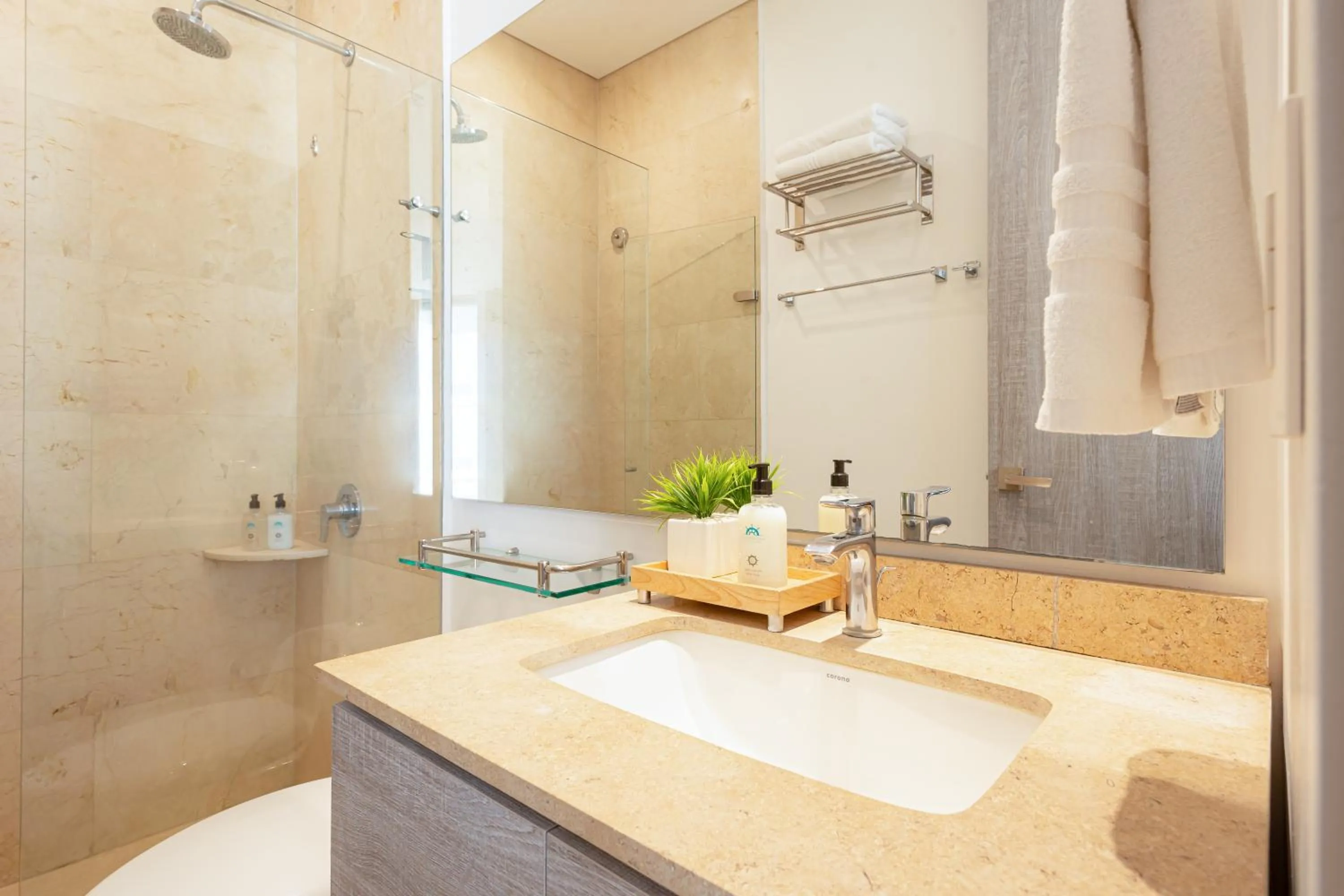 Shower in Grand Marina Suites Santa Marta