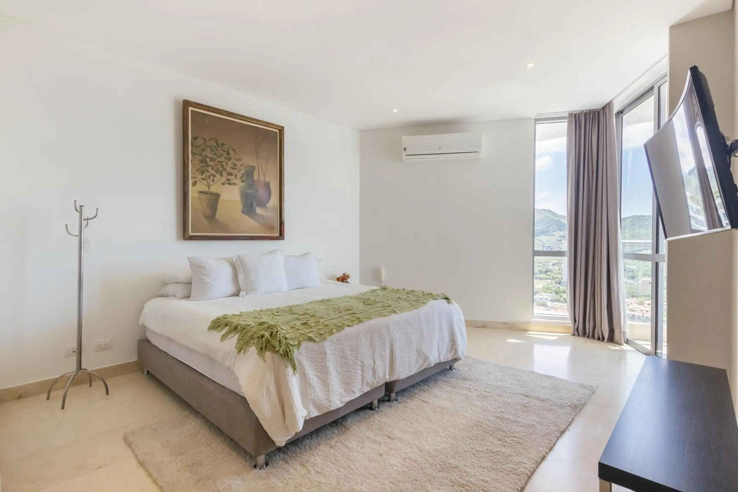 Bed in Grand Marina Suites Santa Marta Bed in Grand Marina Suites Santa Marta