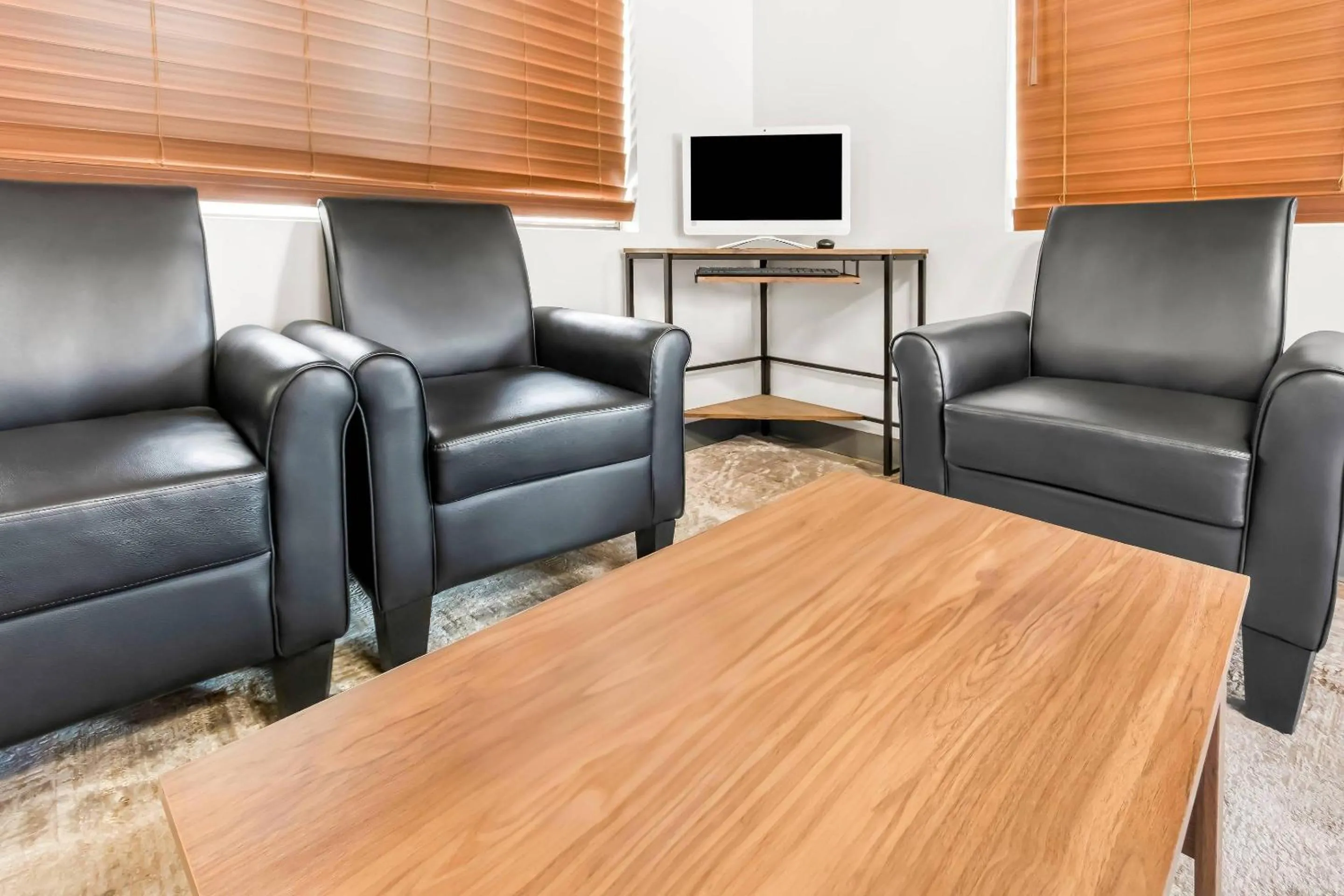 Business facilities in Rodeway Inn Helena