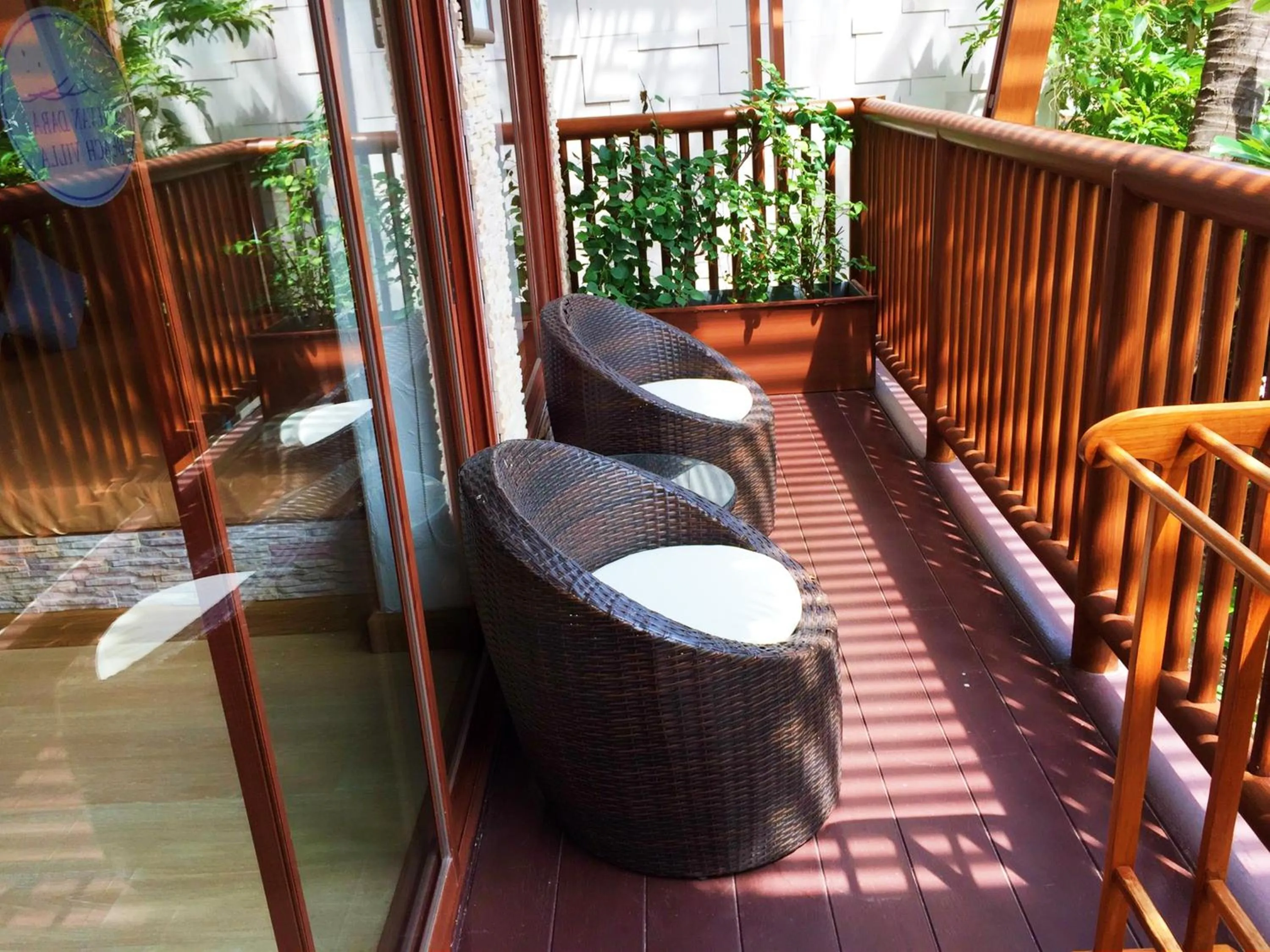 Balcony/Terrace in Dhevan Dara Beach Villa Kuiburi