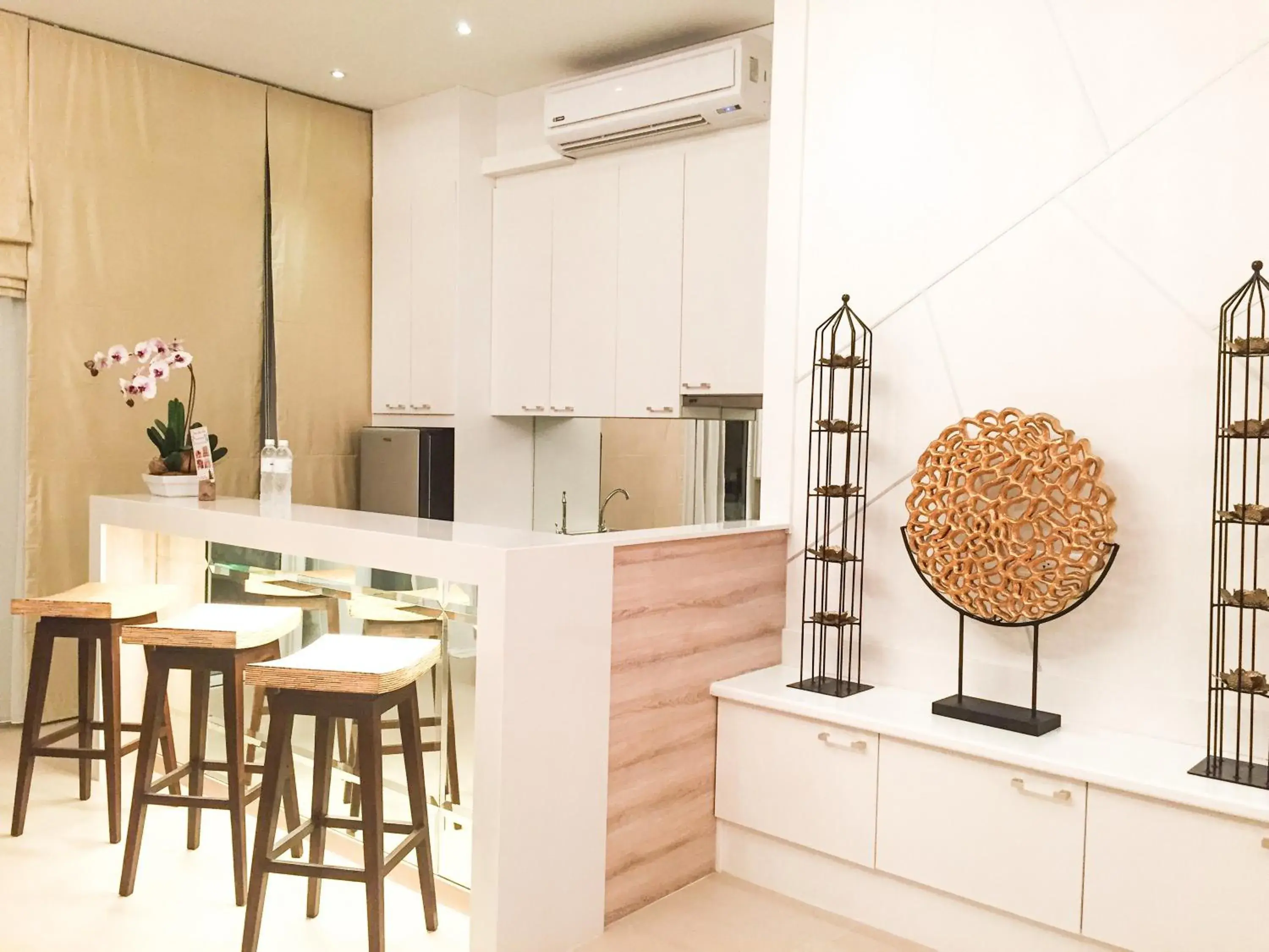 Living room in Dhevan Dara Beach Villa Kuiburi Living room in Dhevan Dara Beach Villa Kuiburi