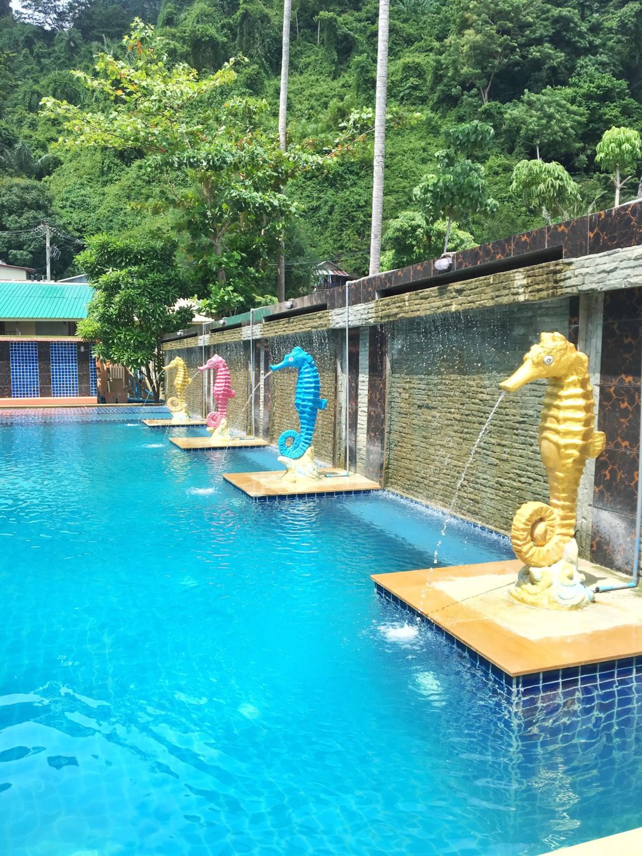 Swimming pool in Phi Phi Maiyada Resort
