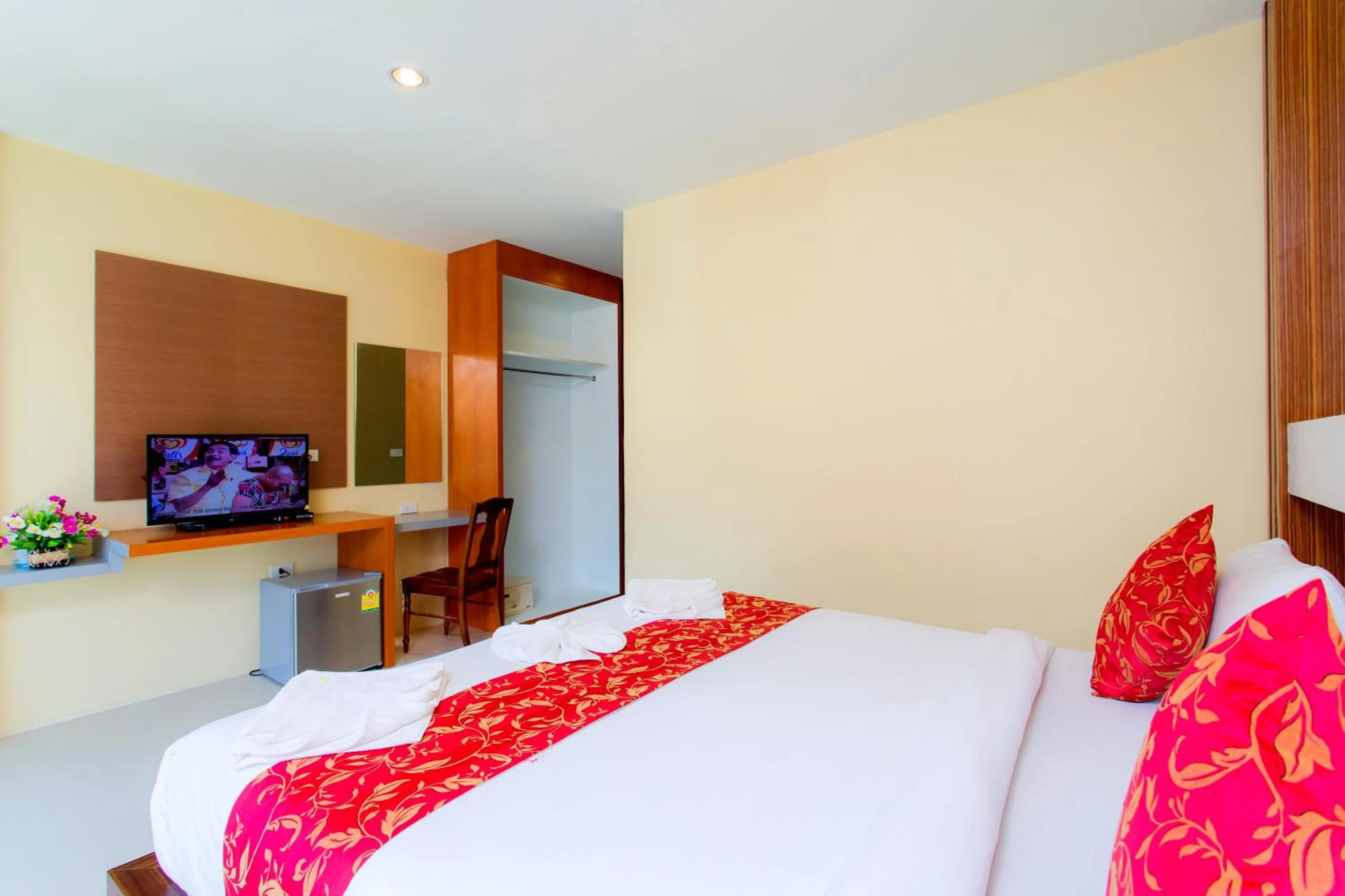 TV and multimedia, Bed in Phi Phi Maiyada Resort