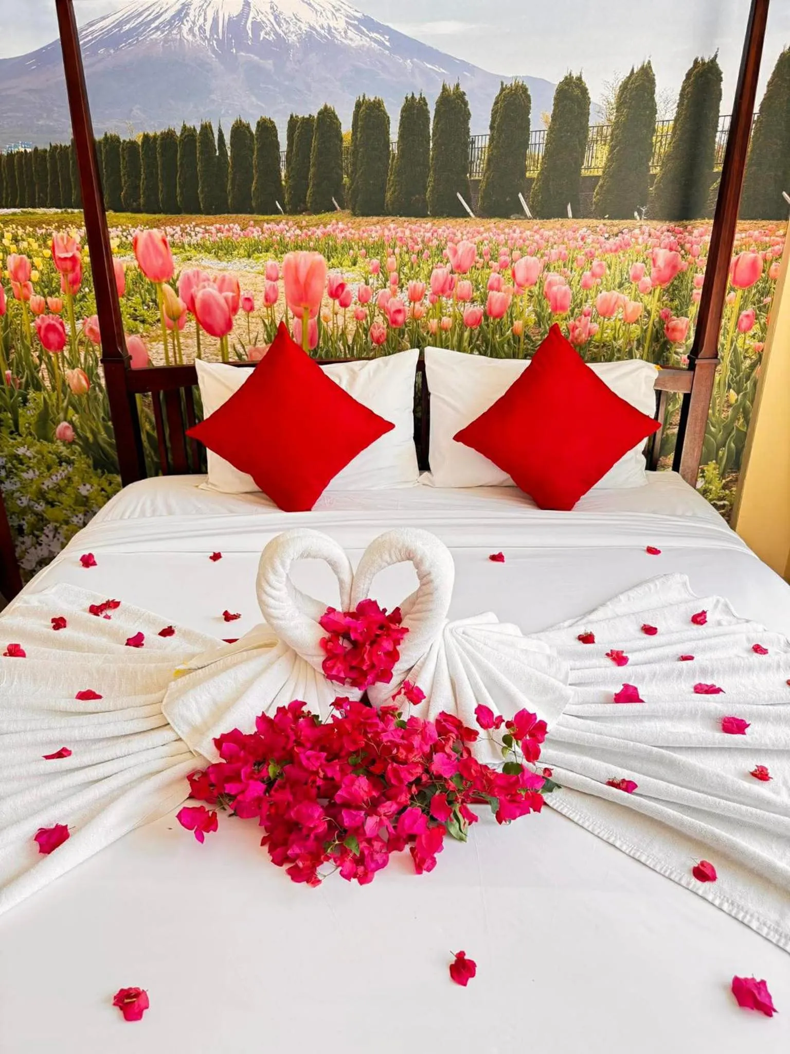 Bed in Phi Phi Maiyada Resort