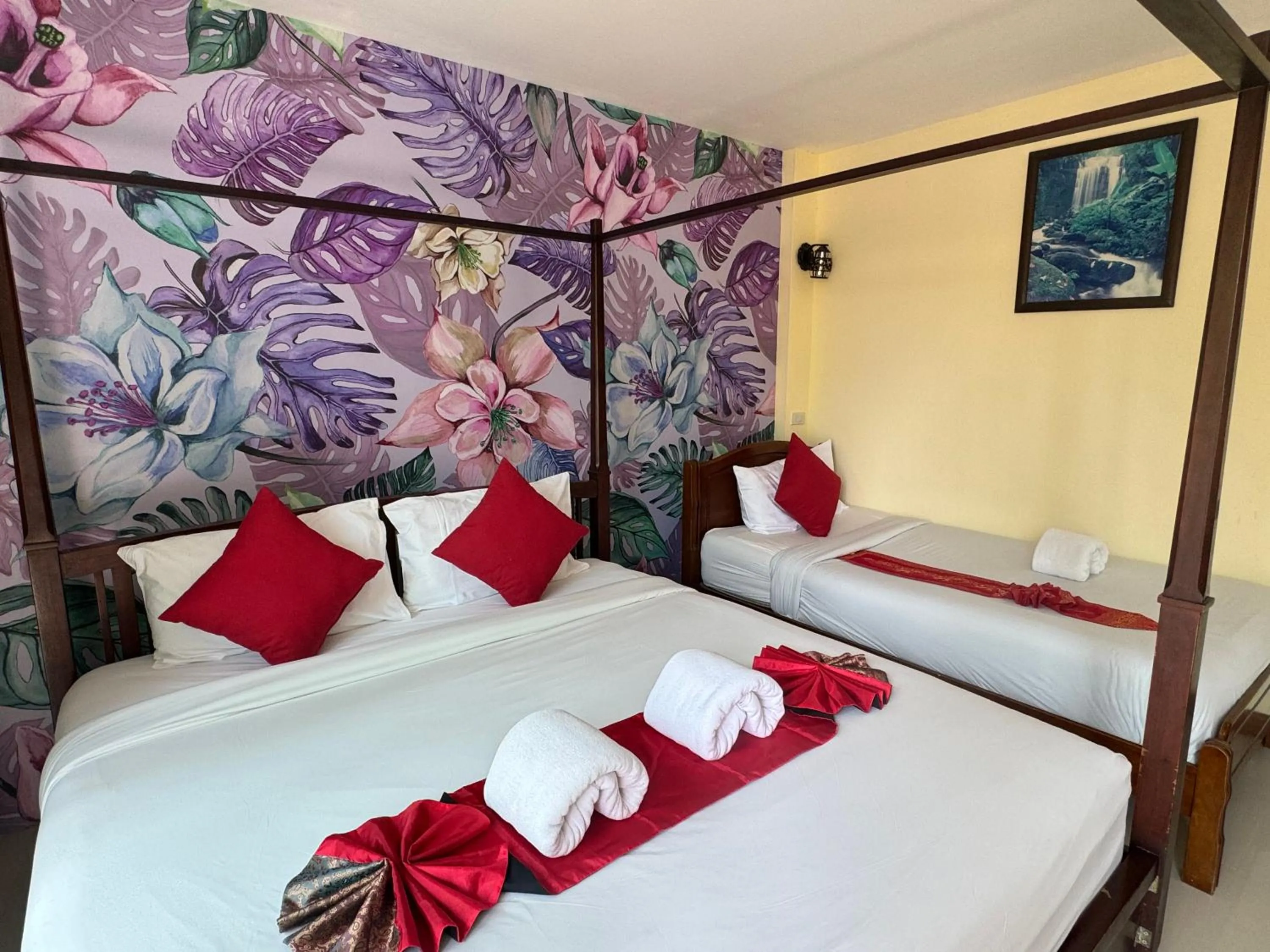 Bed in Phi Phi Maiyada Resort