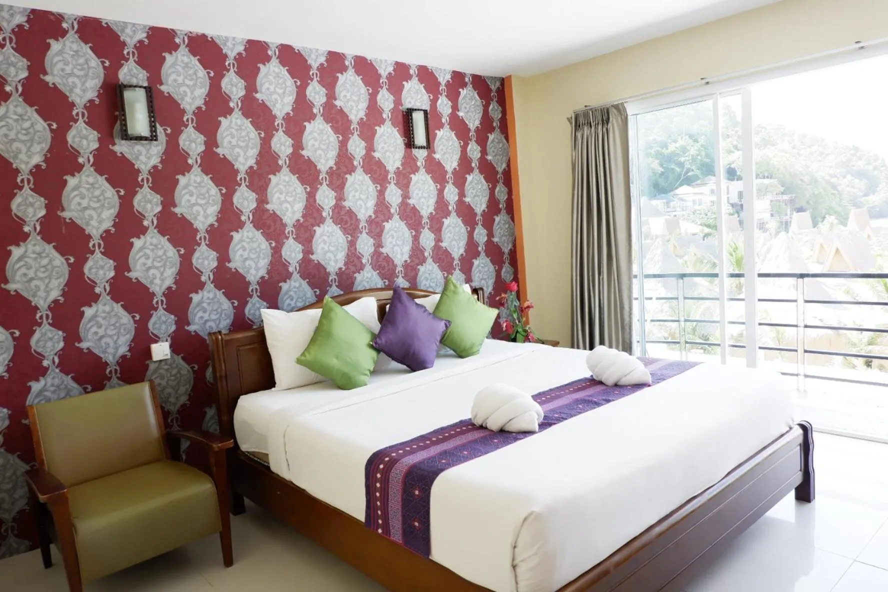 Bedroom, Bed in Phi Phi Maiyada Resort