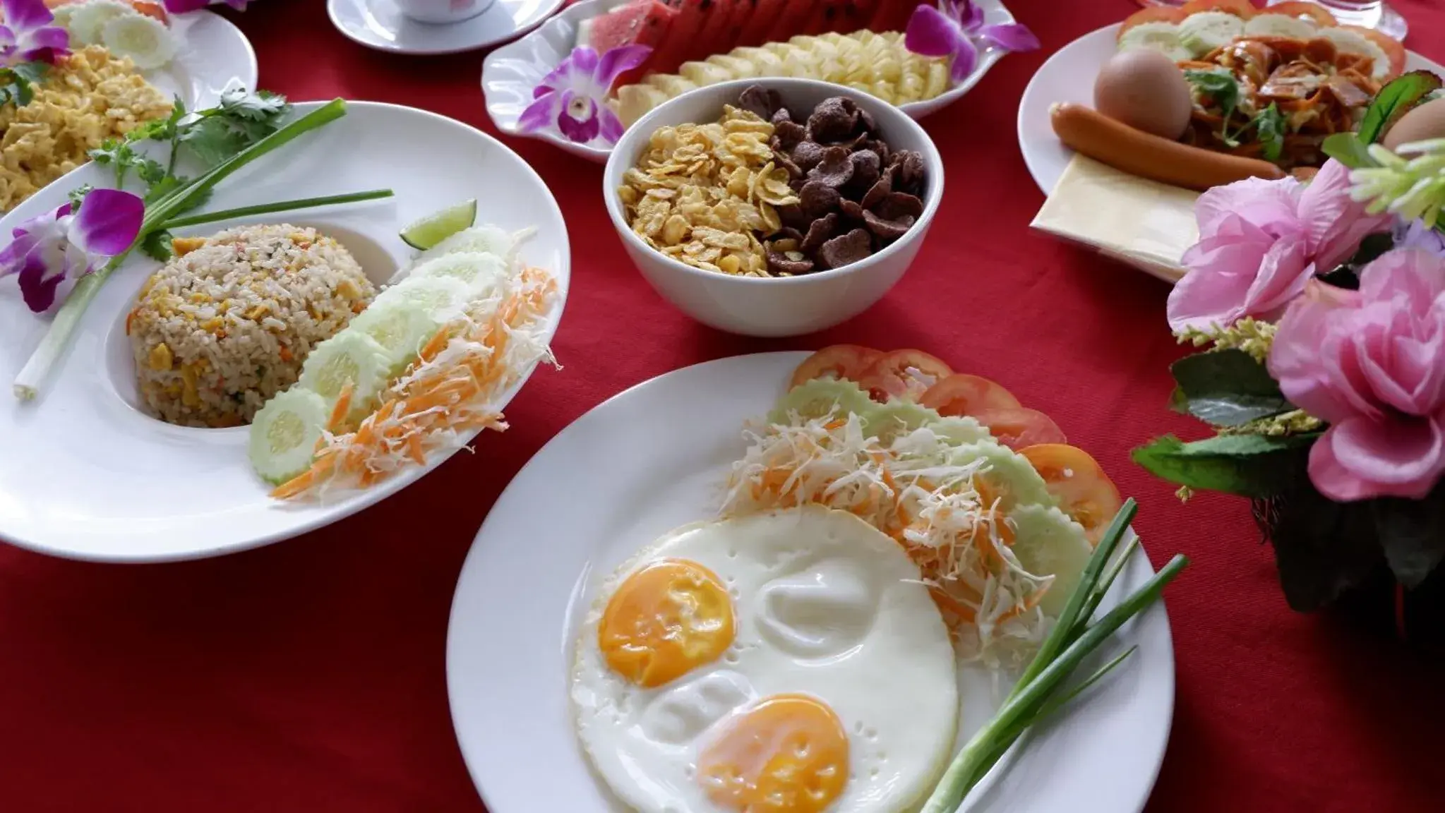 Breakfast in Phi Phi Maiyada Resort Breakfast in Phi Phi Maiyada Resort