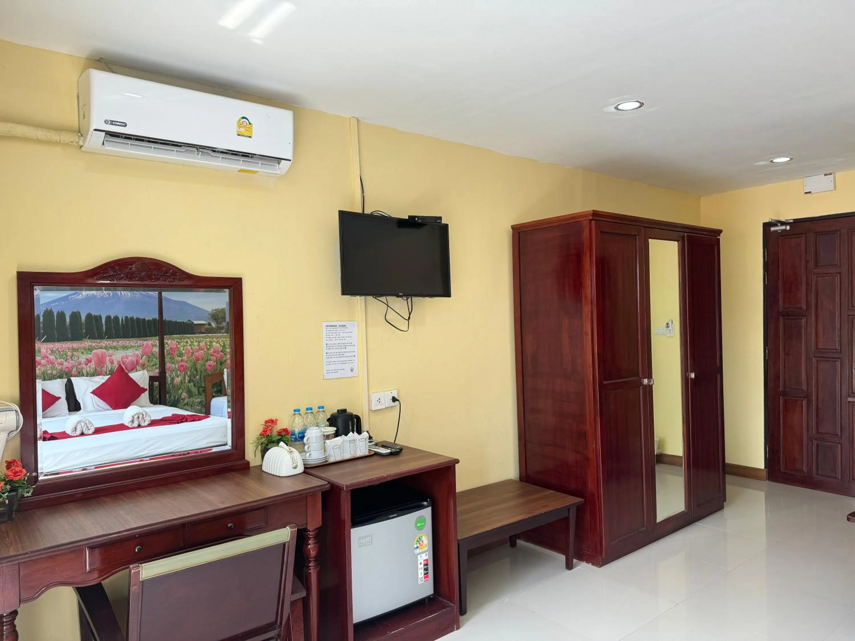 Bed in Phi Phi Maiyada Resort