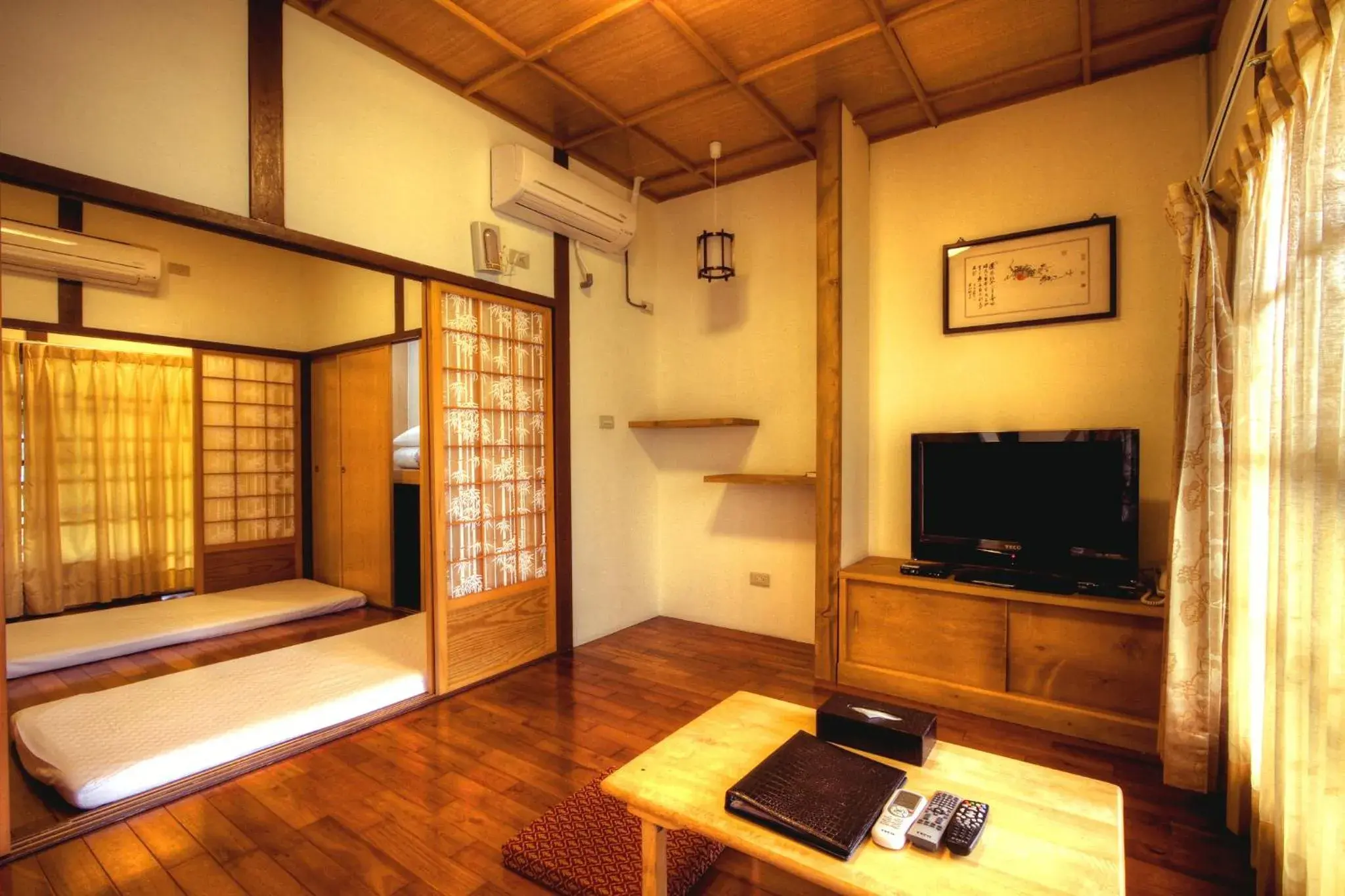 Living room, Bed in Hualien Tourism Sugar Factory Hotel Living room, Bed in Hualien Tourism Sugar Factory Hotel