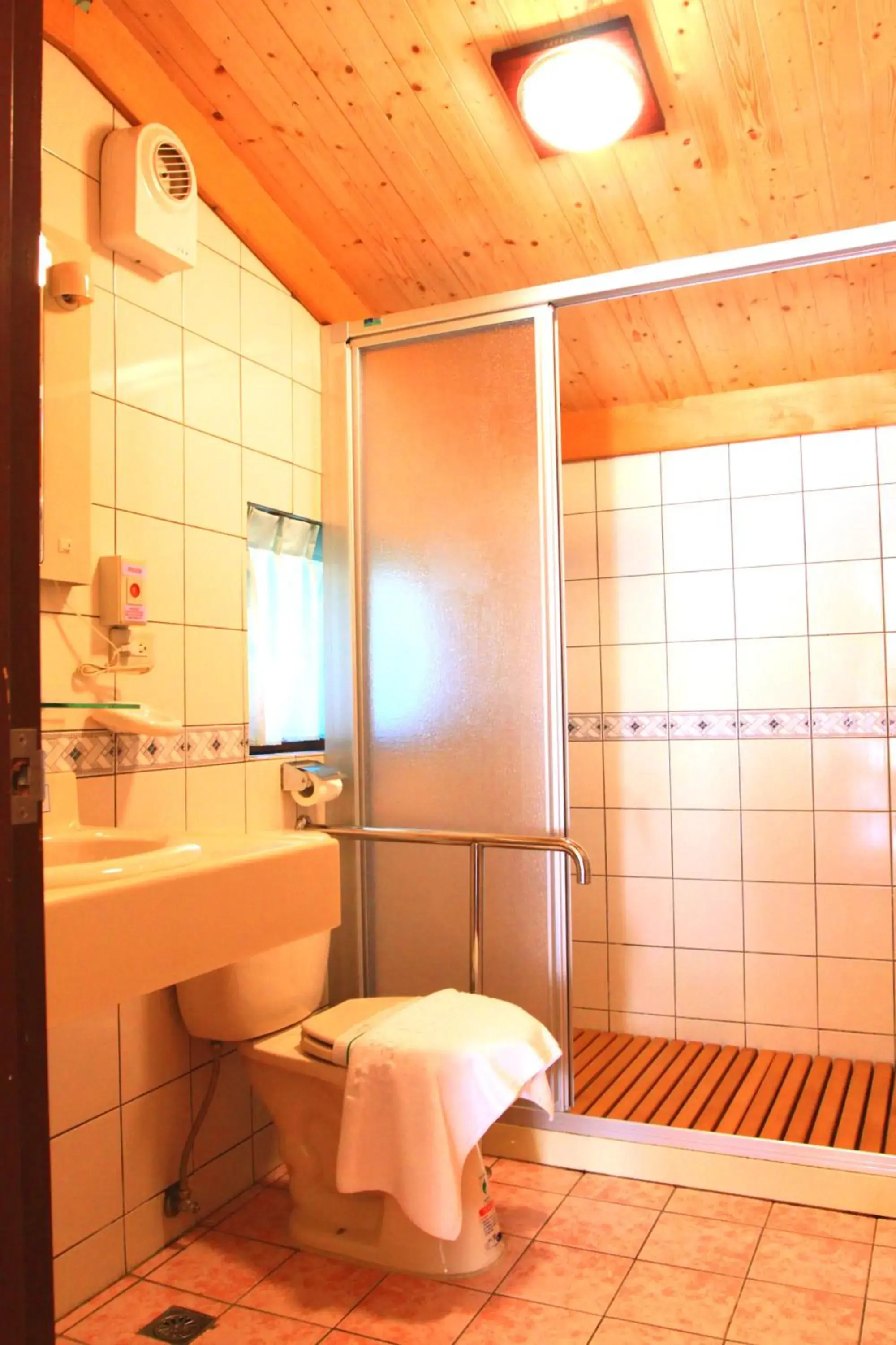 Bathroom in Hualien Tourism Sugar Factory Hotel Bathroom in Hualien Tourism Sugar Factory Hotel