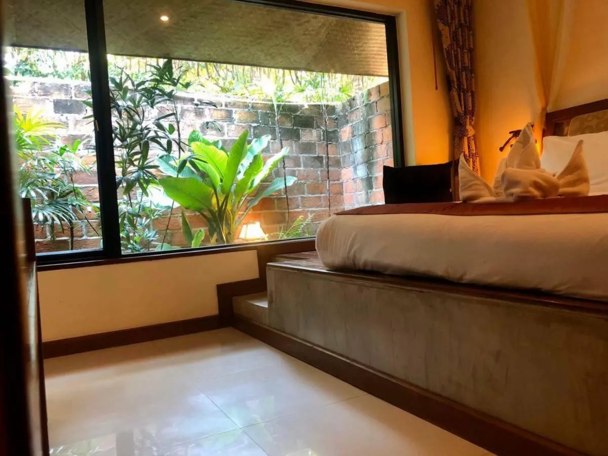 Ploy Resort