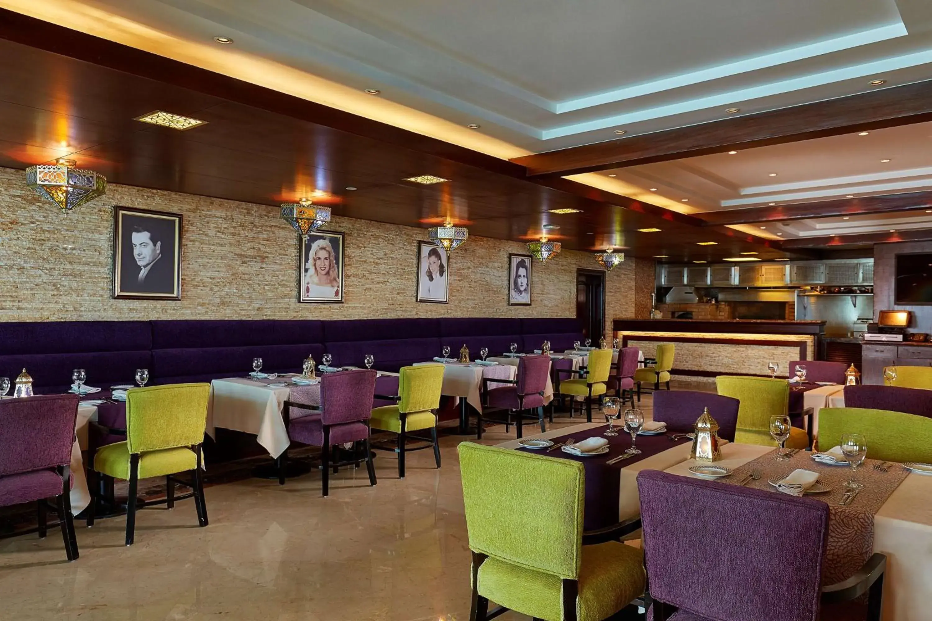 Restaurant/places to eat in Hilton Alexandria Corniche Hotel Restaurant/places to eat in Hilton Alexandria Corniche Hotel