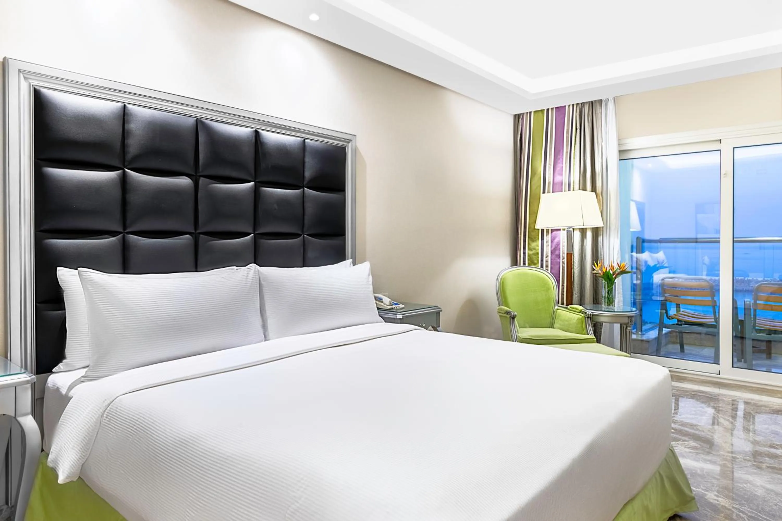 TV and multimedia, Bed in Hilton Alexandria Corniche Hotel