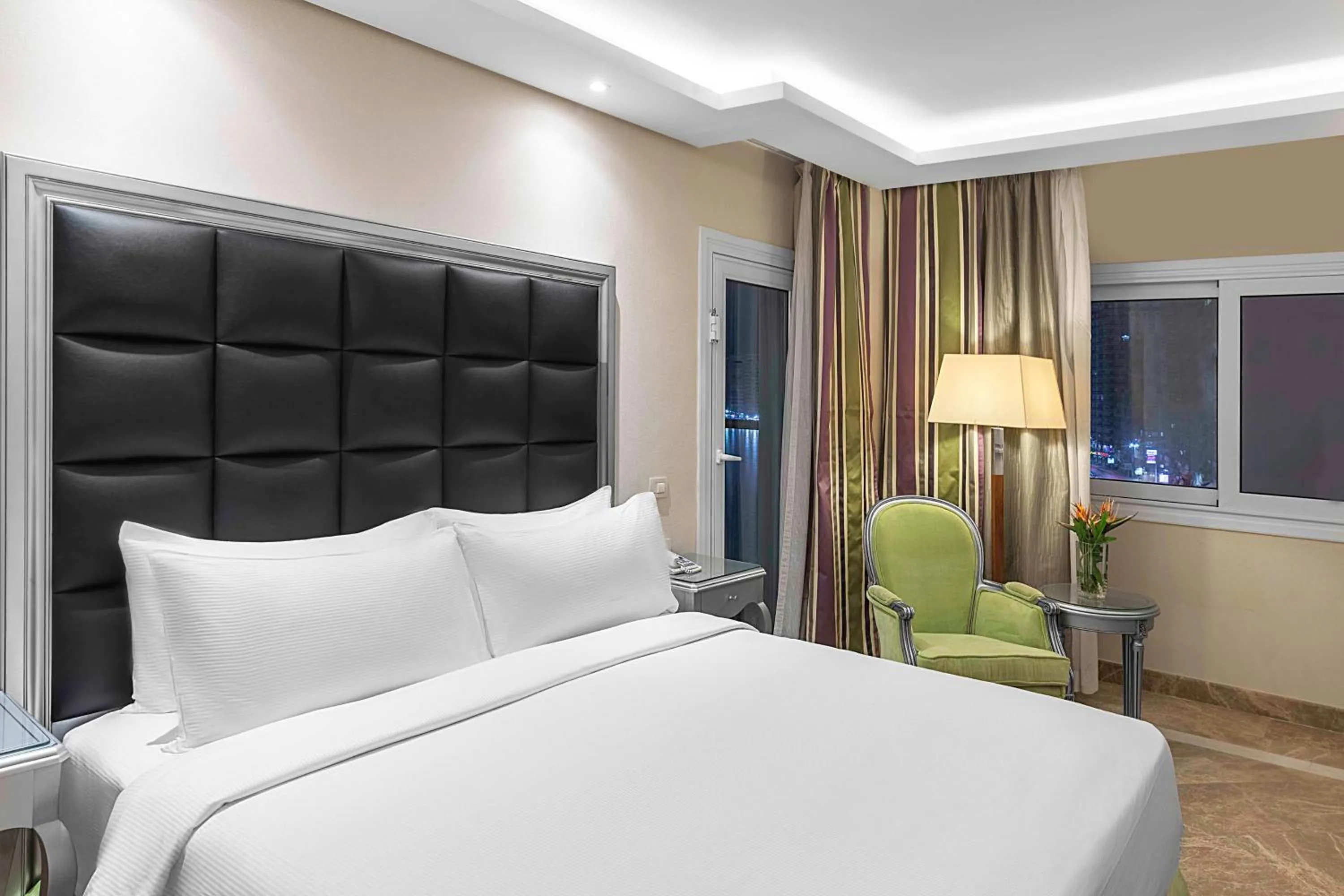 View (from property/room), Bed in Hilton Alexandria Corniche Hotel