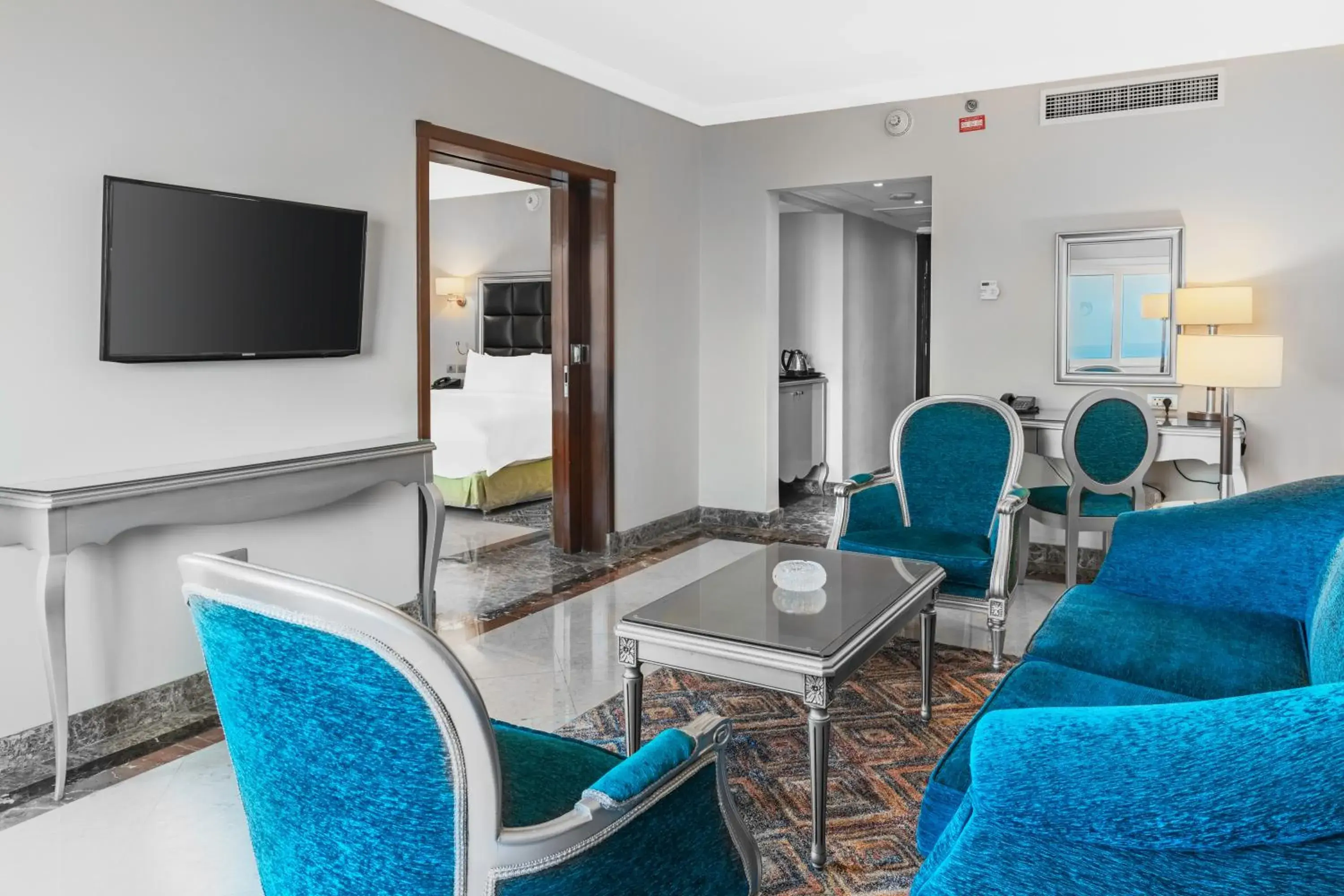 King One-Bedroom Suite with City View in Hilton Alexandria Corniche Hotel King One-Bedroom Suite with City View in Hilton Alexandria Corniche Hotel