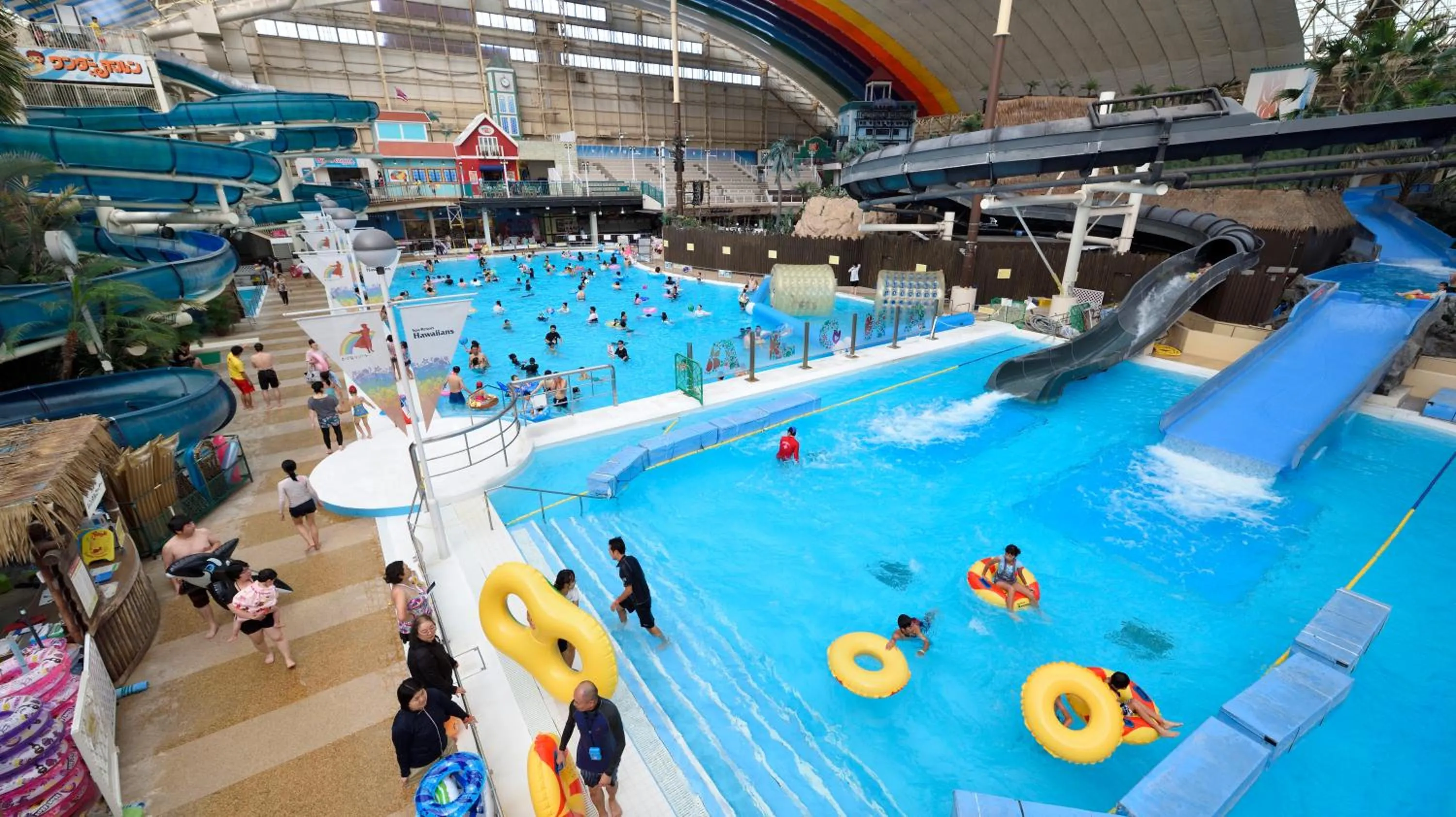 Swimming pool in Spa Resort Hawaiians VIR Port