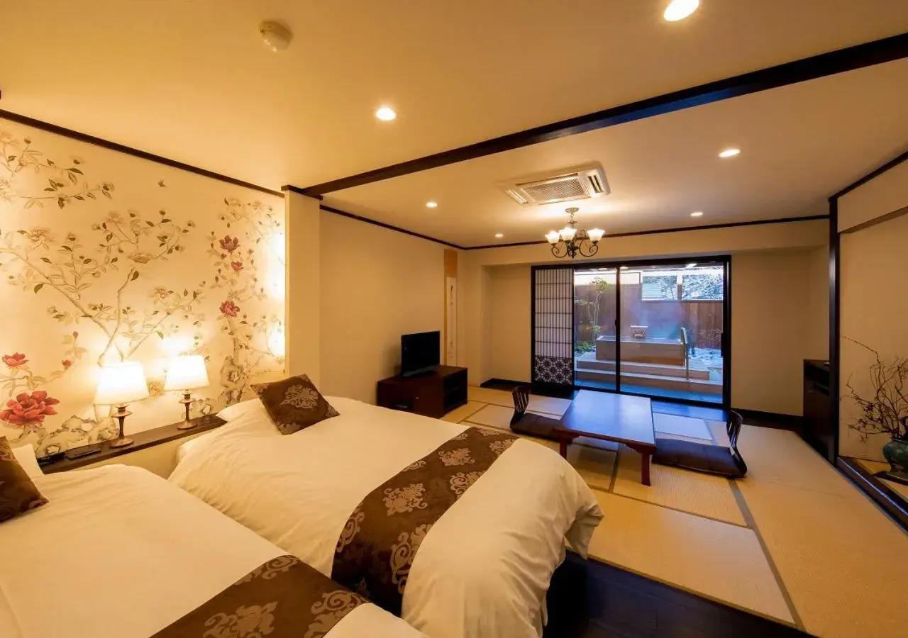 Bedroom, Bed in Tateshina Shinyu Onsen Bedroom, Bed in Tateshina Shinyu Onsen