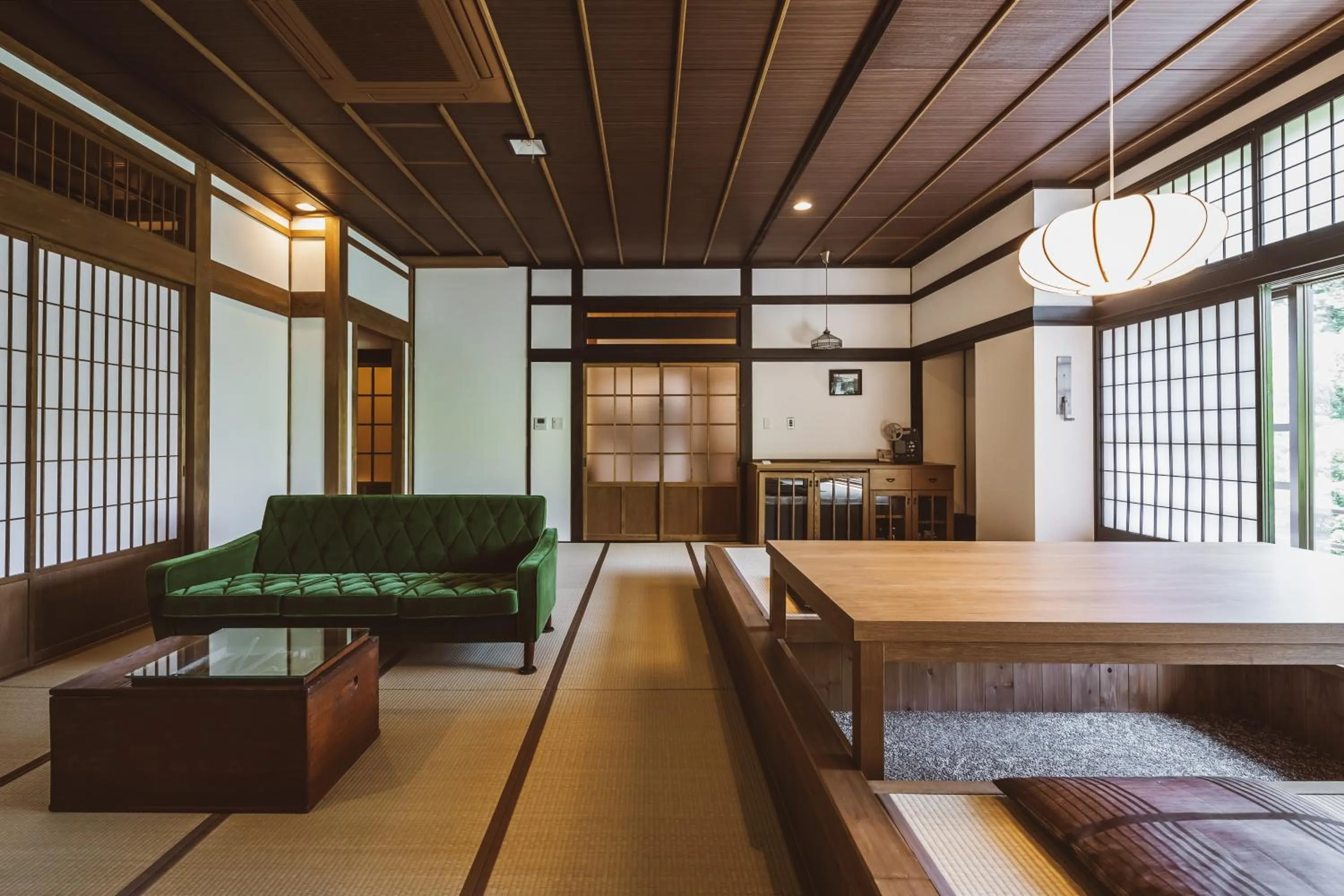 Photo of the whole room in Tateshina Shinyu Onsen