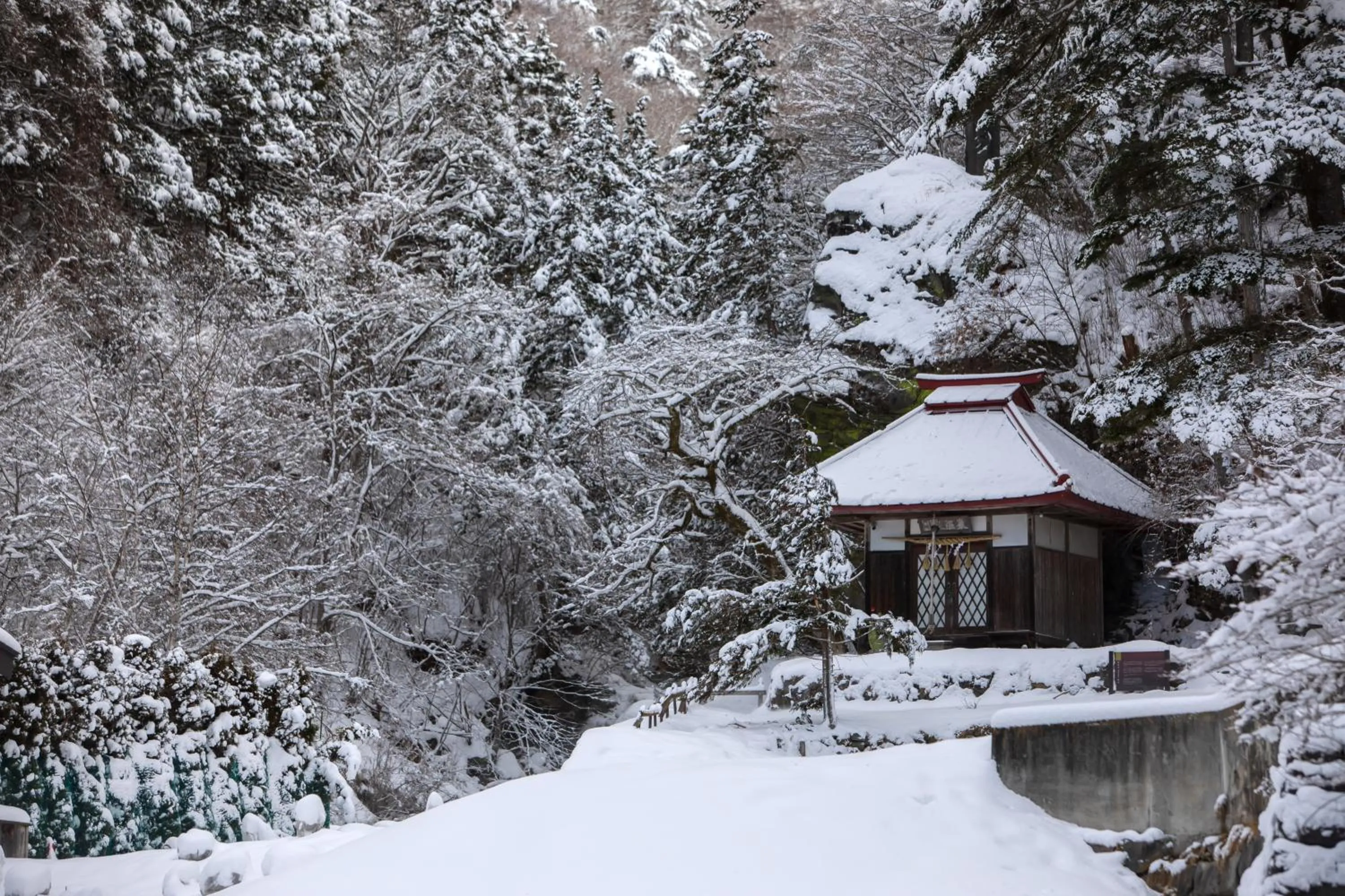 Winter in Tateshina Shinyu Onsen