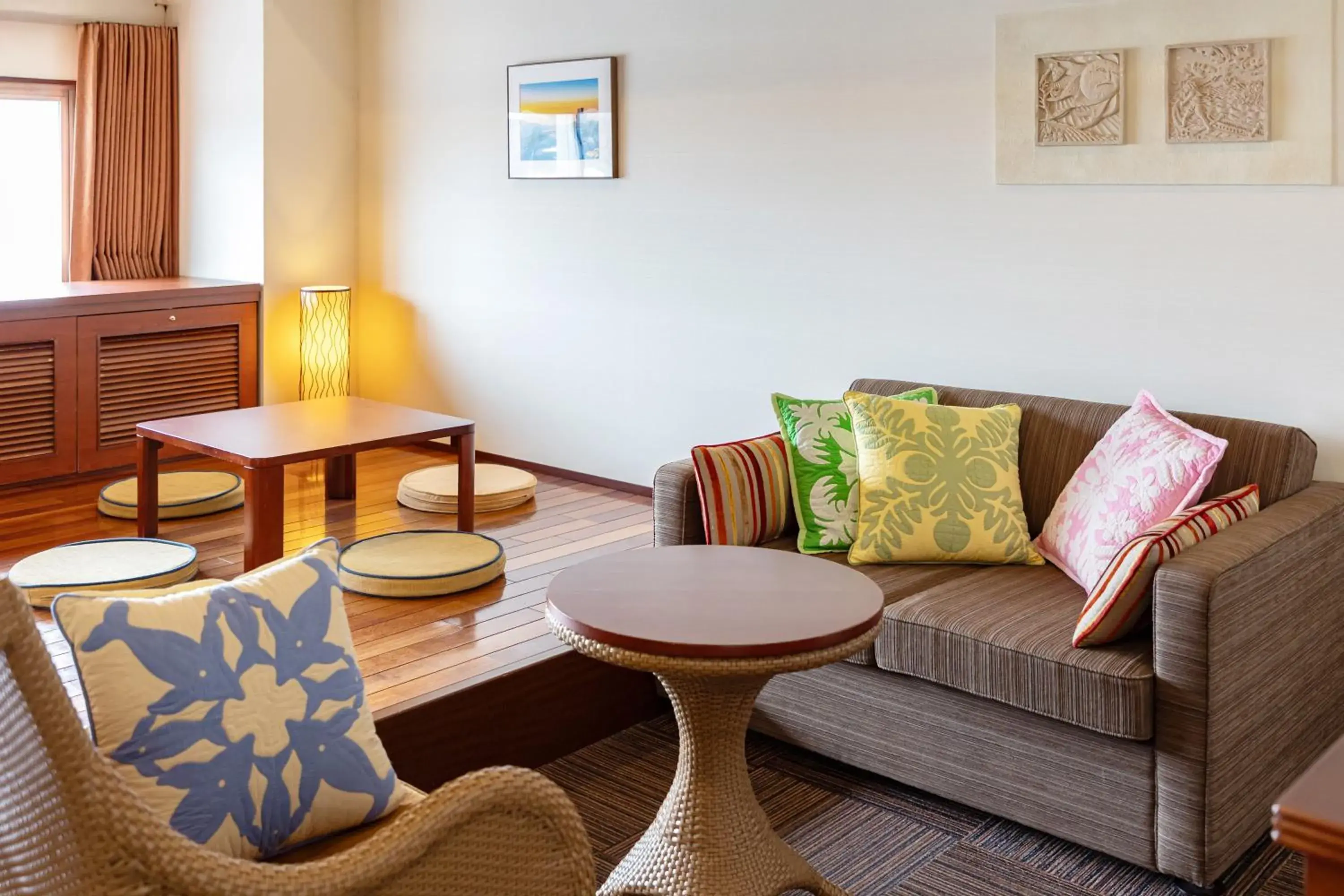 Spa Resort Hawaiians Monolith Tower Spa Resort Hawaiians Monolith Tower