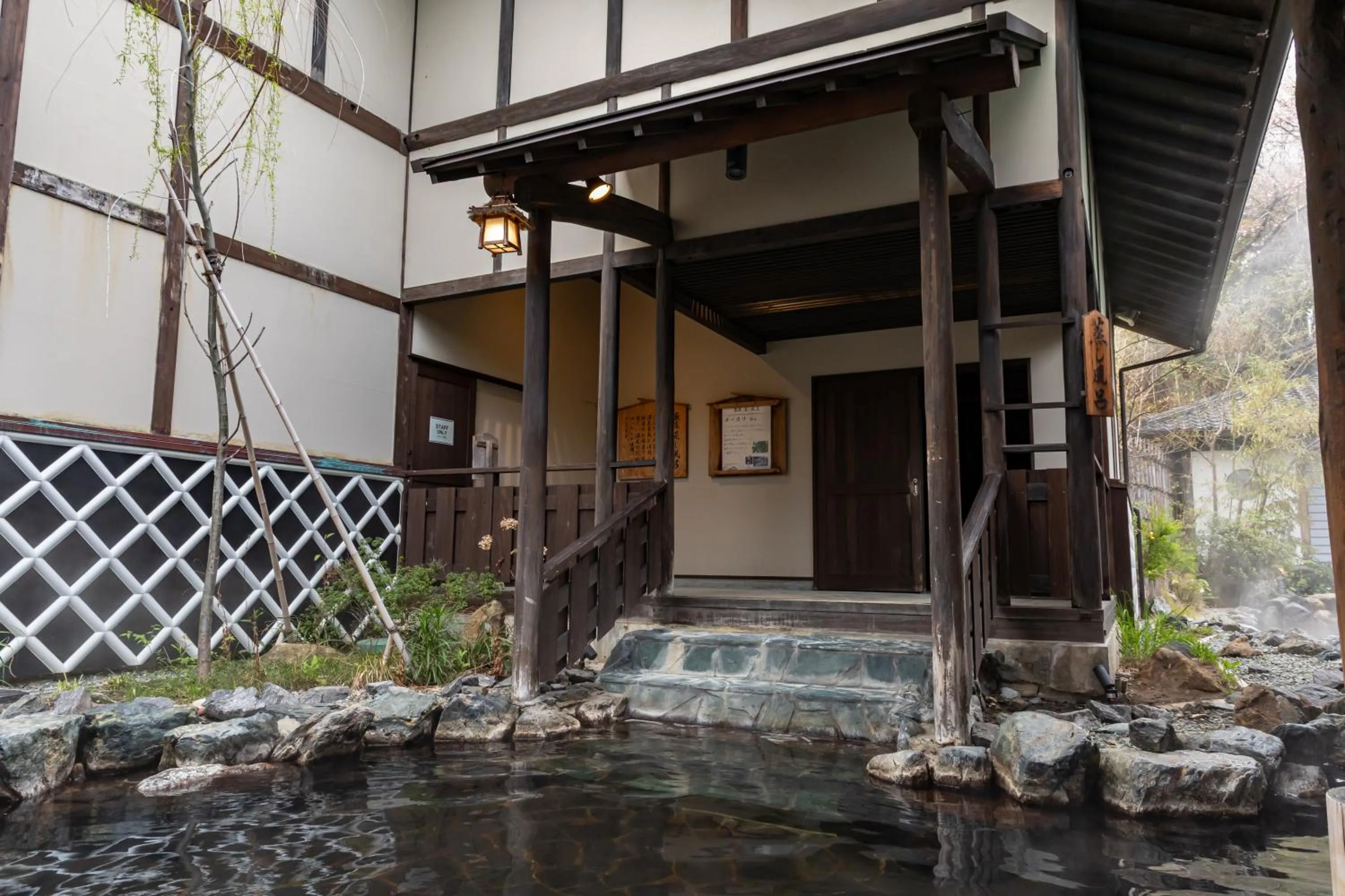 Open Air Bath in Spa Resort Hawaiians Monolith Tower