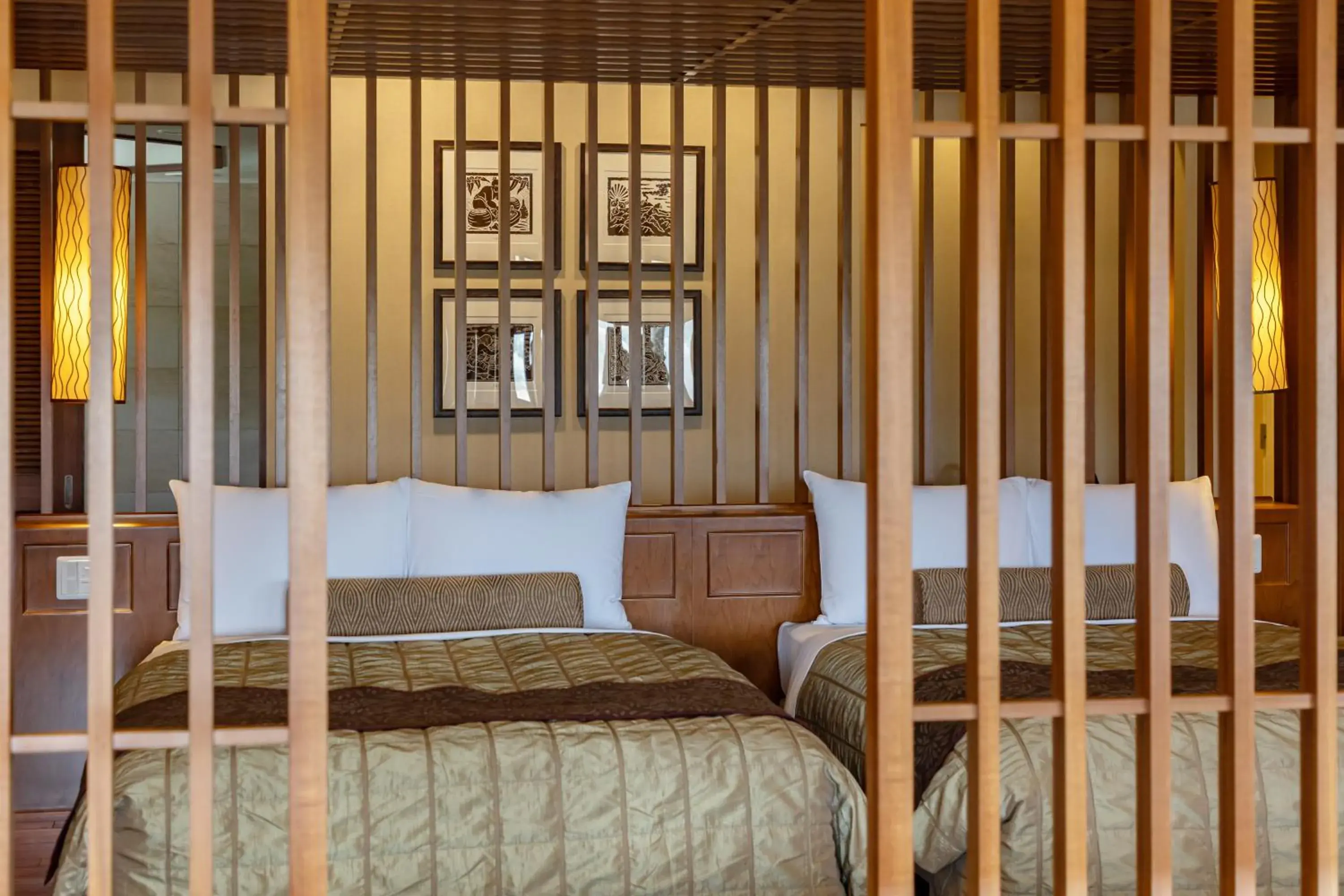 Bed in Spa Resort Hawaiians Monolith Tower Bed in Spa Resort Hawaiians Monolith Tower