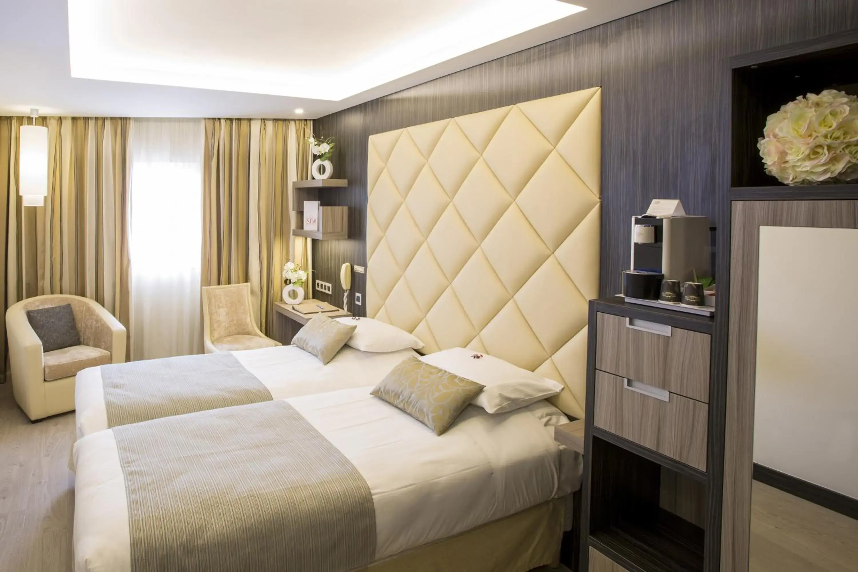 Bedroom, Bed in Best Western Plus Cannes Riviera Bedroom, Bed in Best Western Plus Cannes Riviera