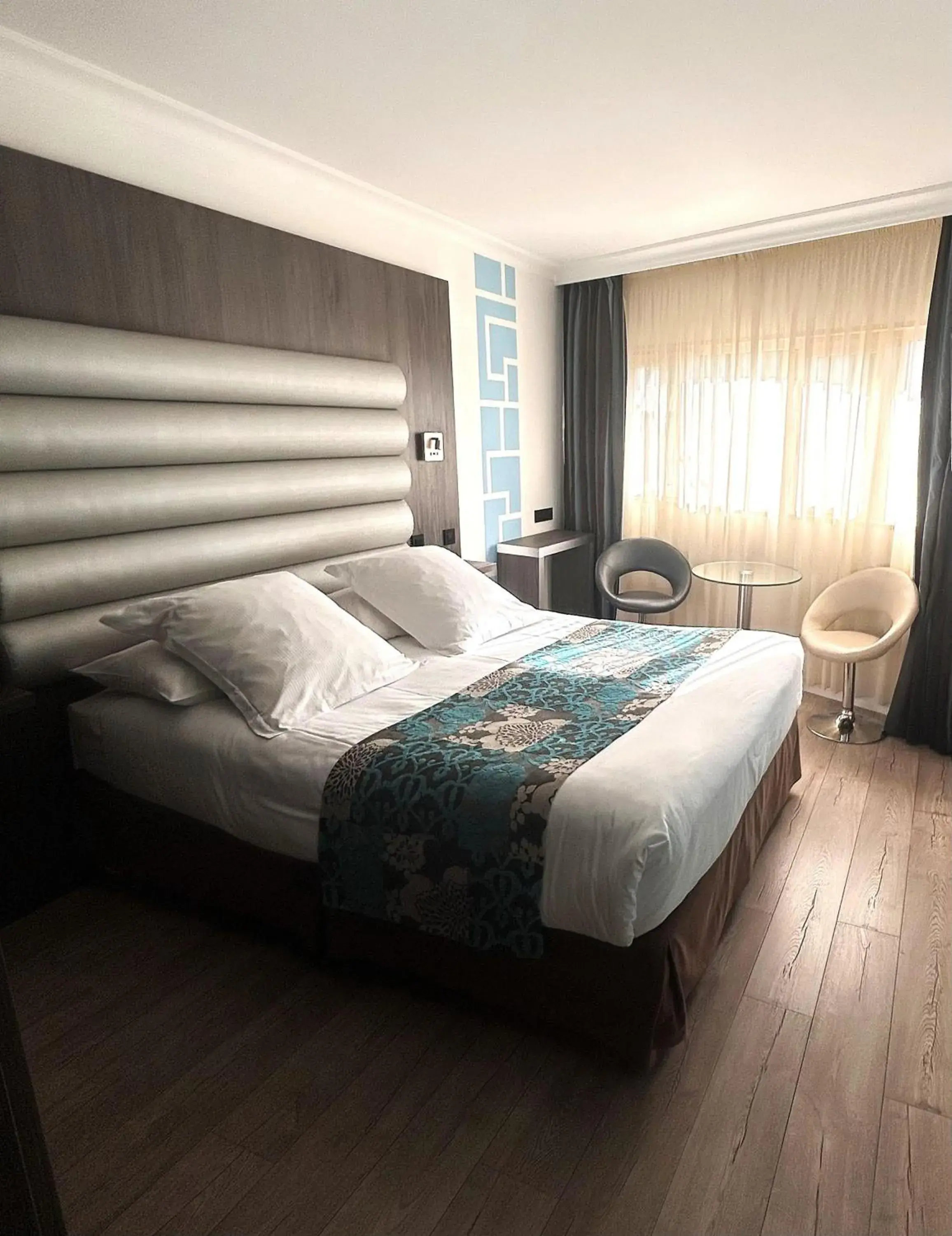 Bedroom, Bed in Best Western Plus Cannes Riviera & SPA Bedroom, Bed in Best Western Plus Cannes Riviera & SPA