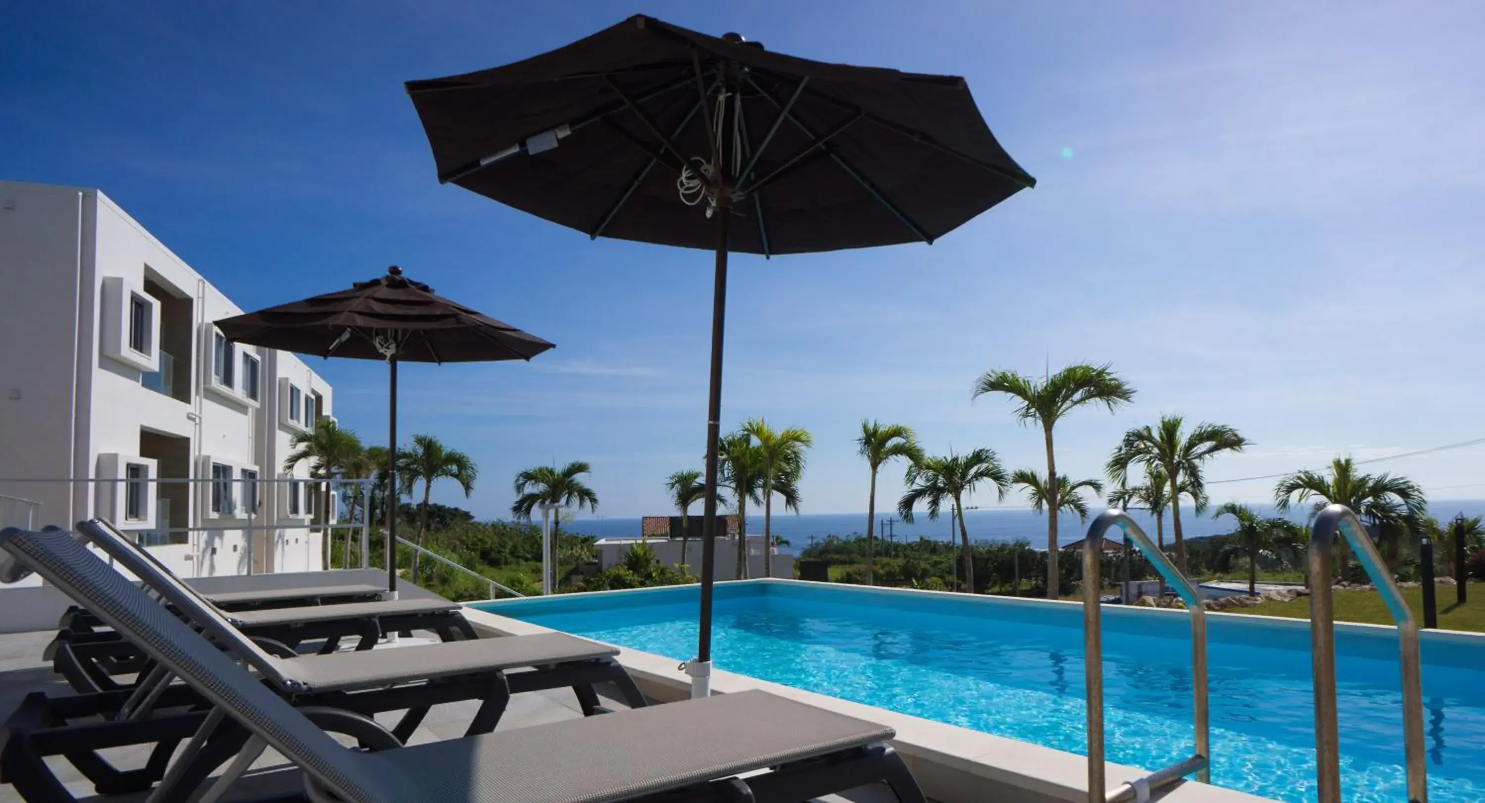 Pool view in Crystal Villa Imgya Pool view in Crystal Villa Imgya