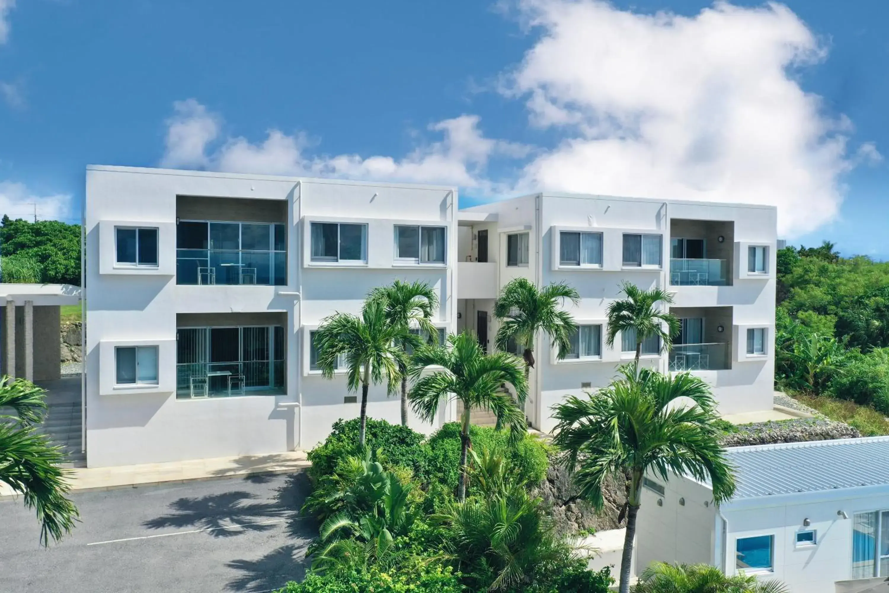 Property building in Crystal Villa Imgya Property building in Crystal Villa Imgya