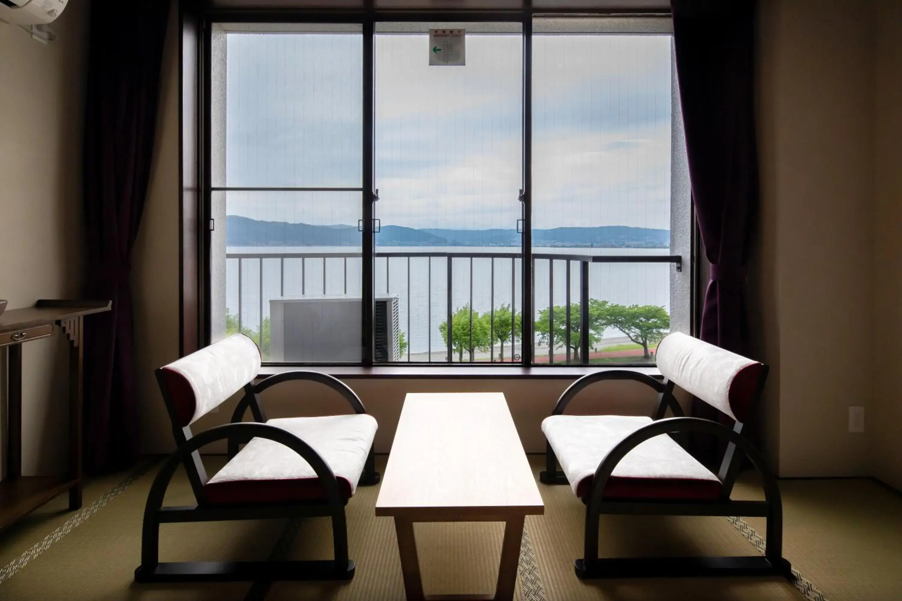 Lake view in Kamisuwa Onsen Shinyu Lake view in Kamisuwa Onsen Shinyu